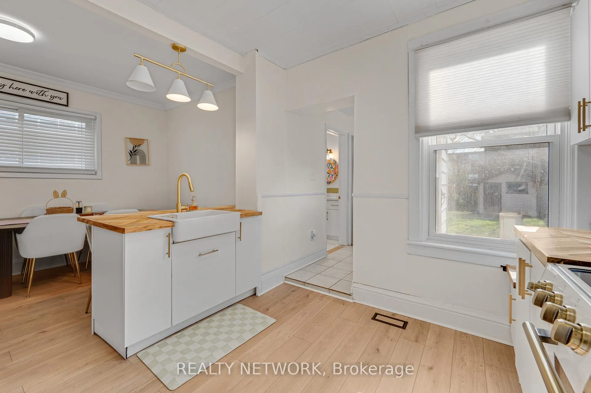 Photo 18 of 6 Ben Lomond Place, Hamilton, Raleigh — HOMEH