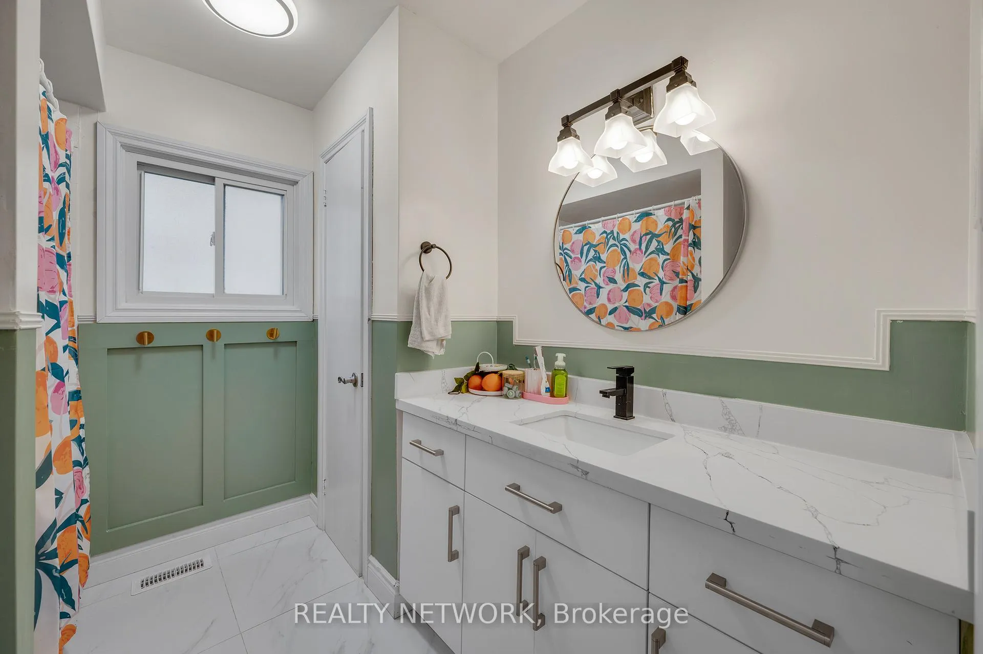 Photo 21 of 6 Ben Lomond Place, Hamilton, Raleigh — HOMEH