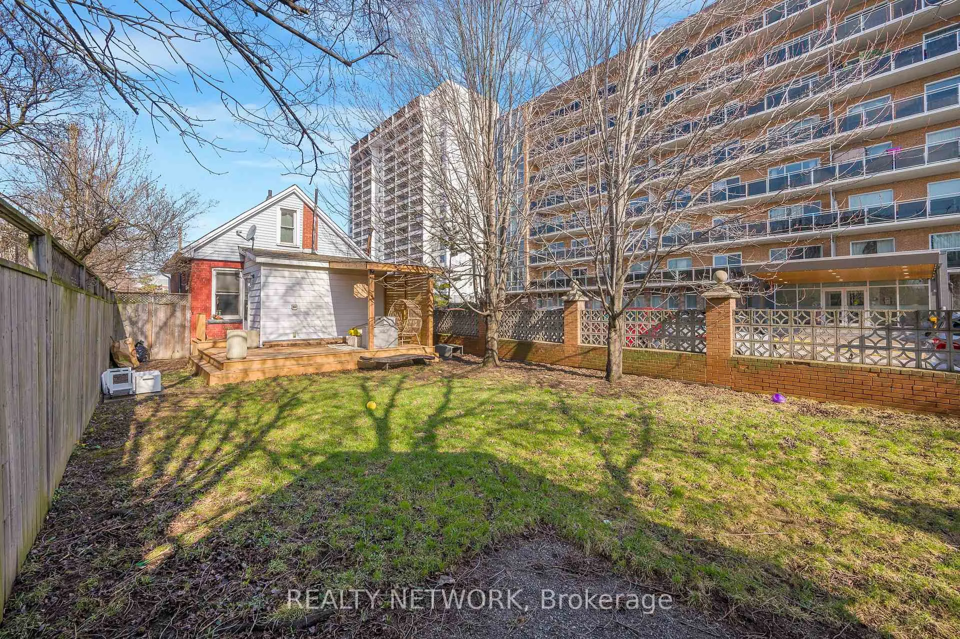 Photo 28 of 6 Ben Lomond Place, Hamilton, Raleigh — HOMEH
