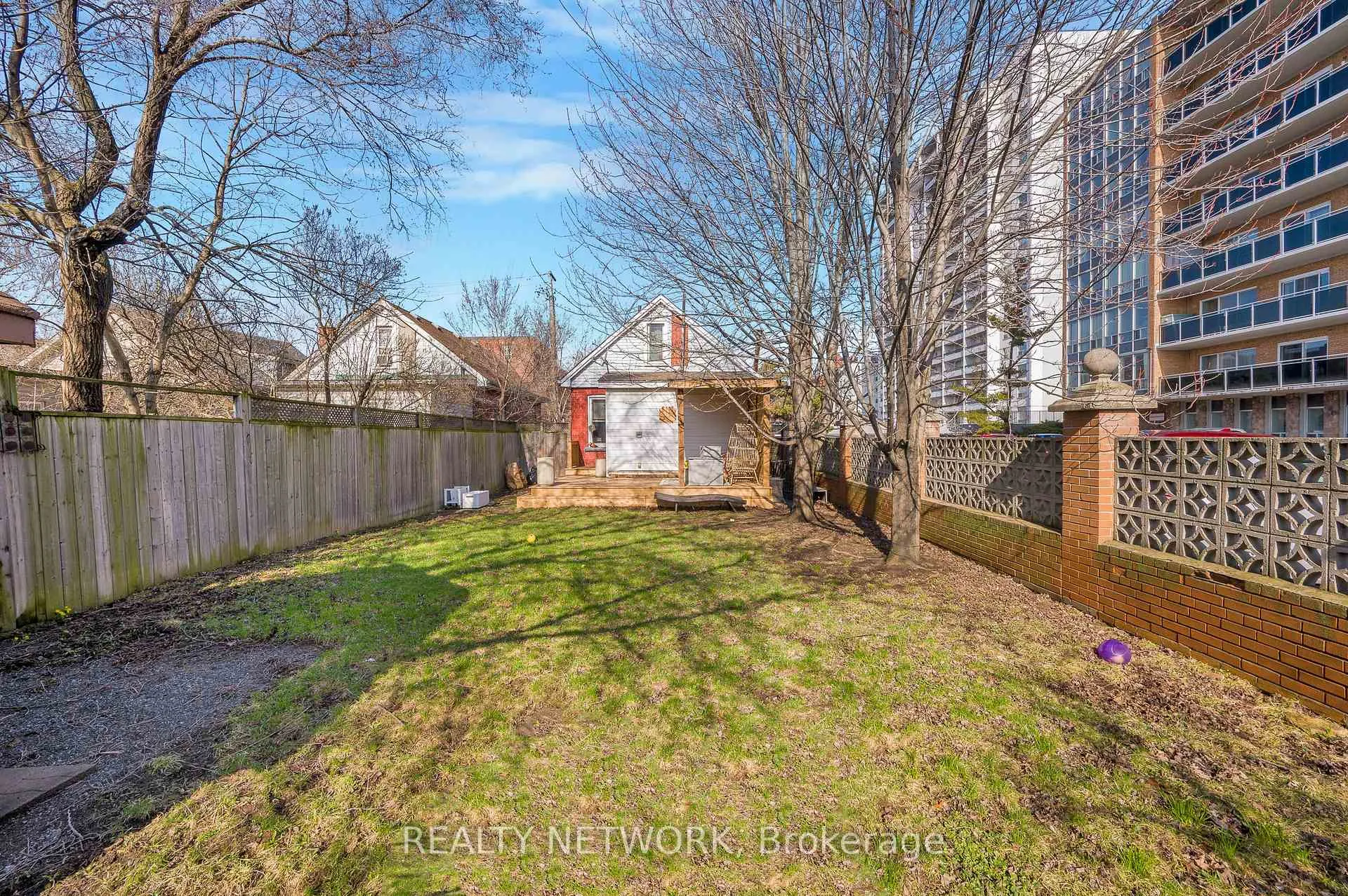 Photo 29 of 6 Ben Lomond Place, Hamilton, Raleigh — HOMEH