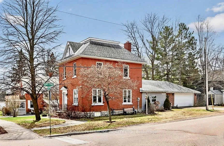 Front of 402 Christie Street
