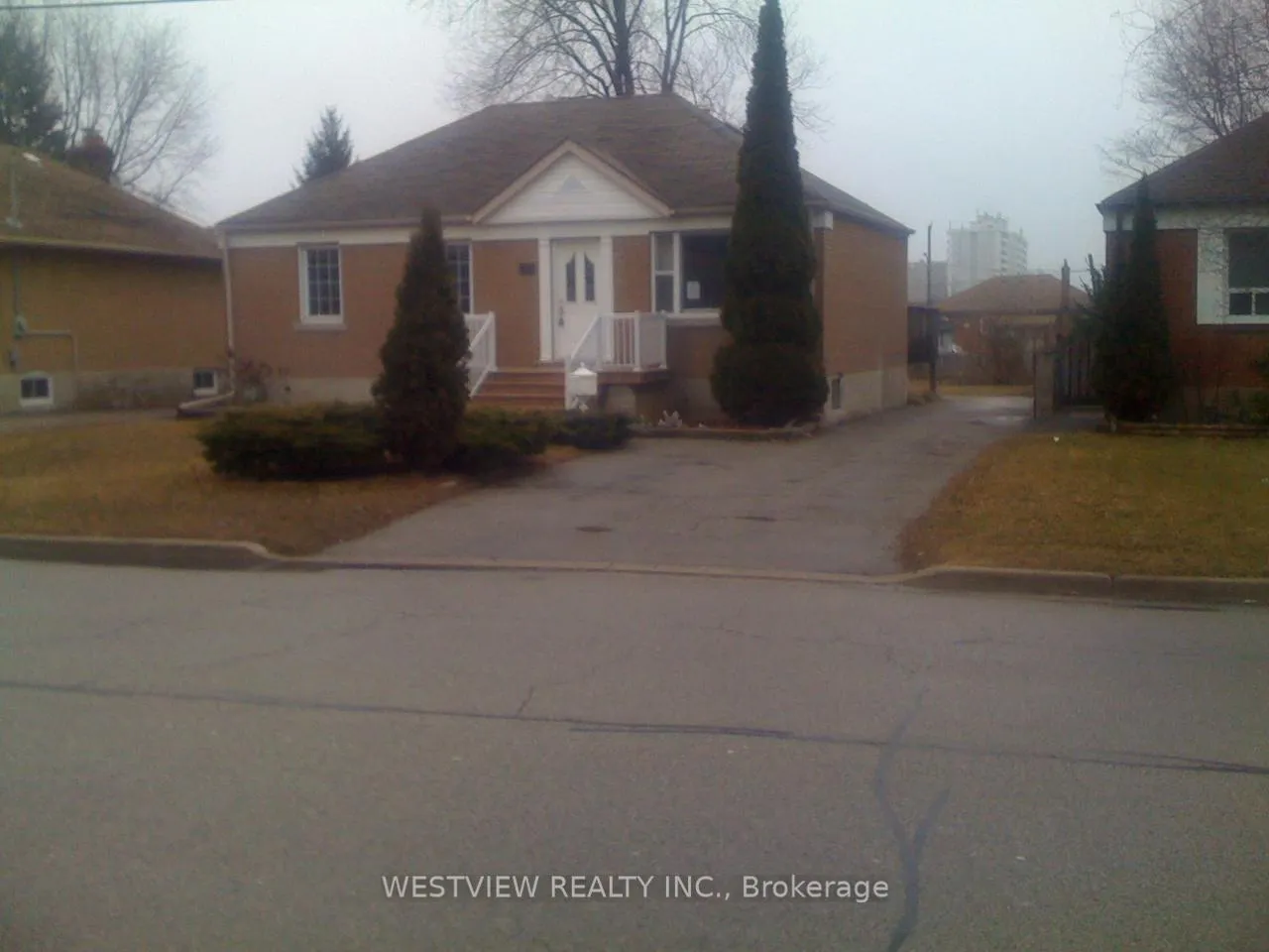 Front of 570 Atwater Avenue