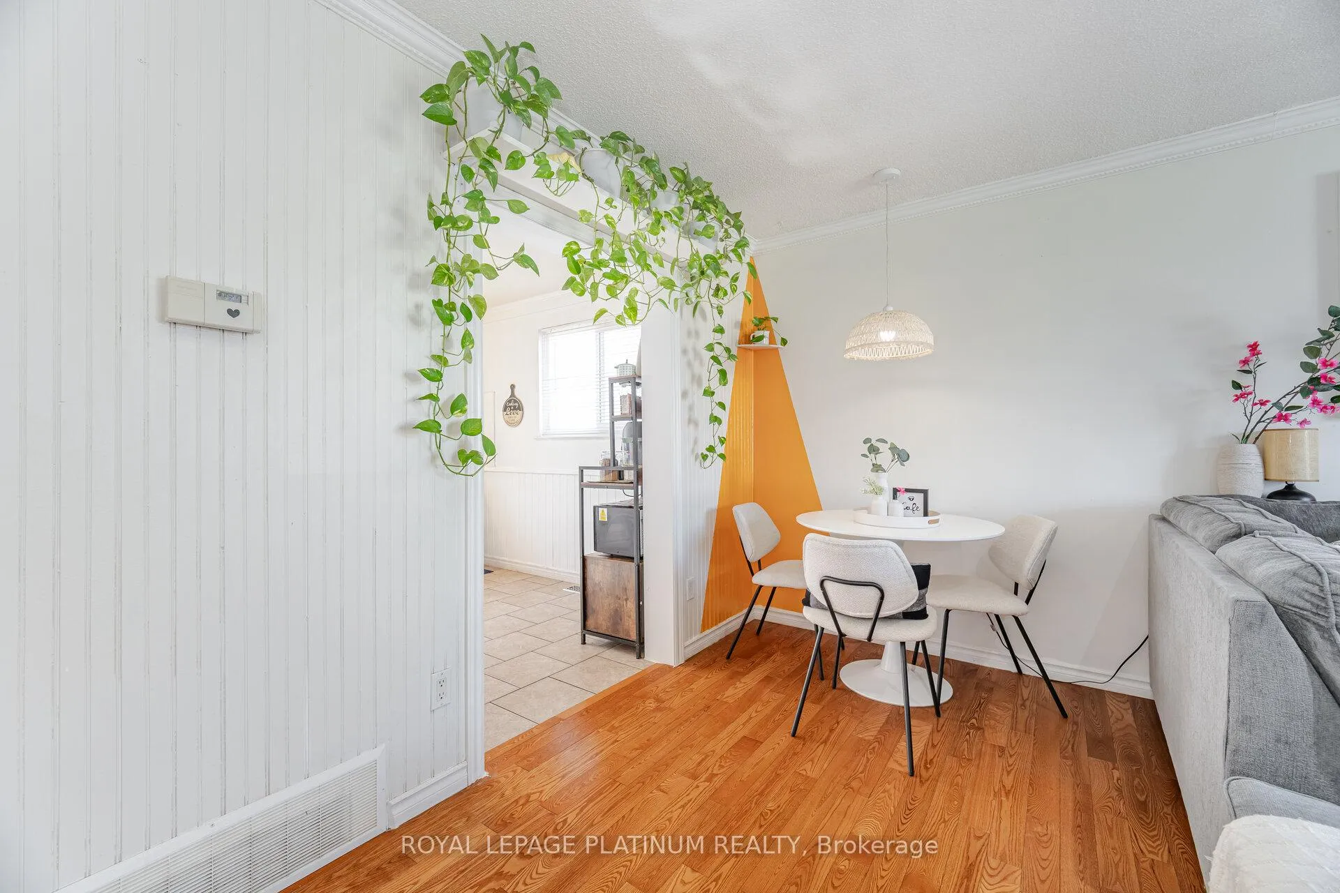 Photo 14 of 232 Durham Street, Oshawa, Vanier — HOMEH