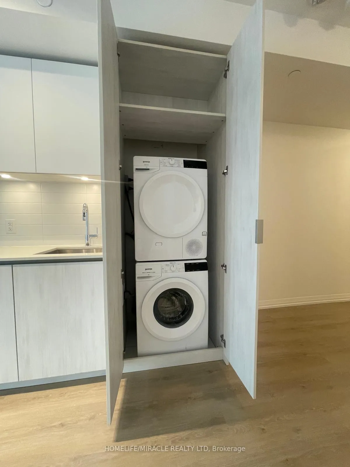 Photo 13 of Unit 1110, 8 Widmer Street, Toronto, Waterfront Communities — HOMEH