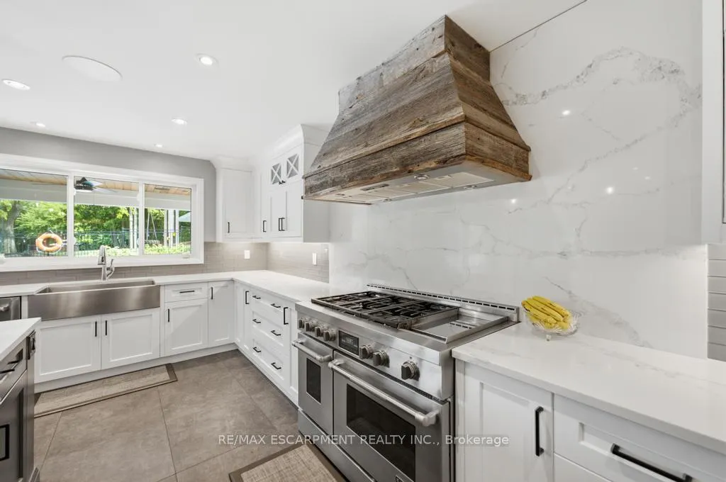 Photo 8 of 1119 Powerline Road E, Hamilton, Ancaster — HOMEH