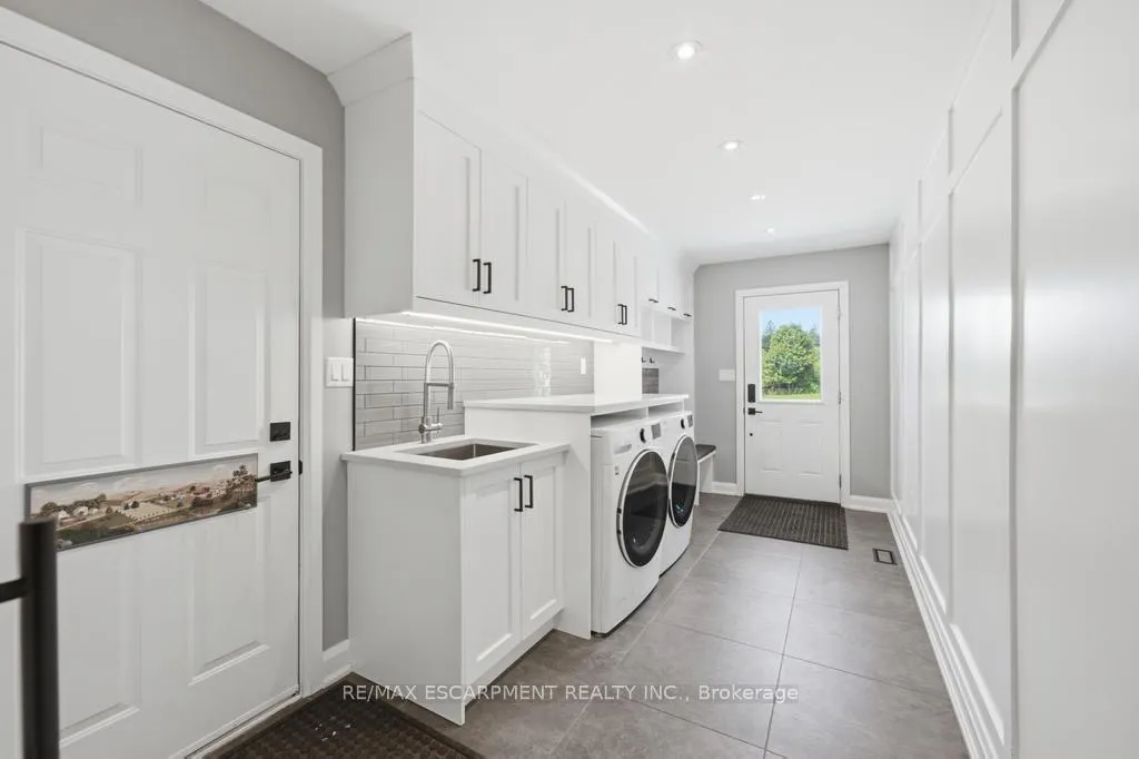 Photo 15 of 1119 Powerline Road E, Hamilton, Ancaster — HOMEH