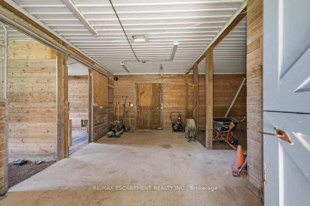 Photo 41 of 1119 Powerline Road E, Hamilton, Ancaster — HOMEH