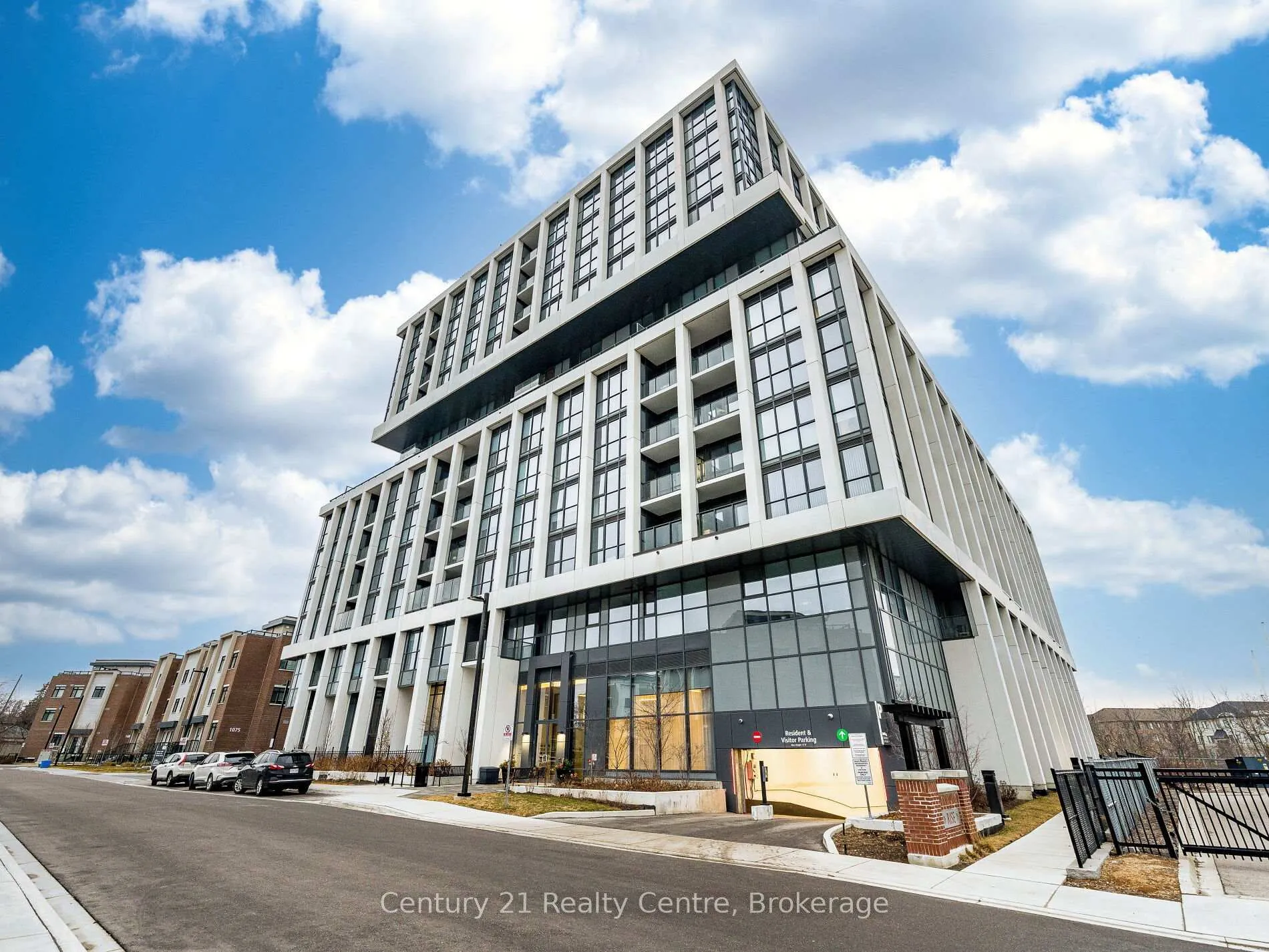 Photo 1 of 1063 Douglas McCurdy Common, Mississauga, Lakeview — HOMEH
