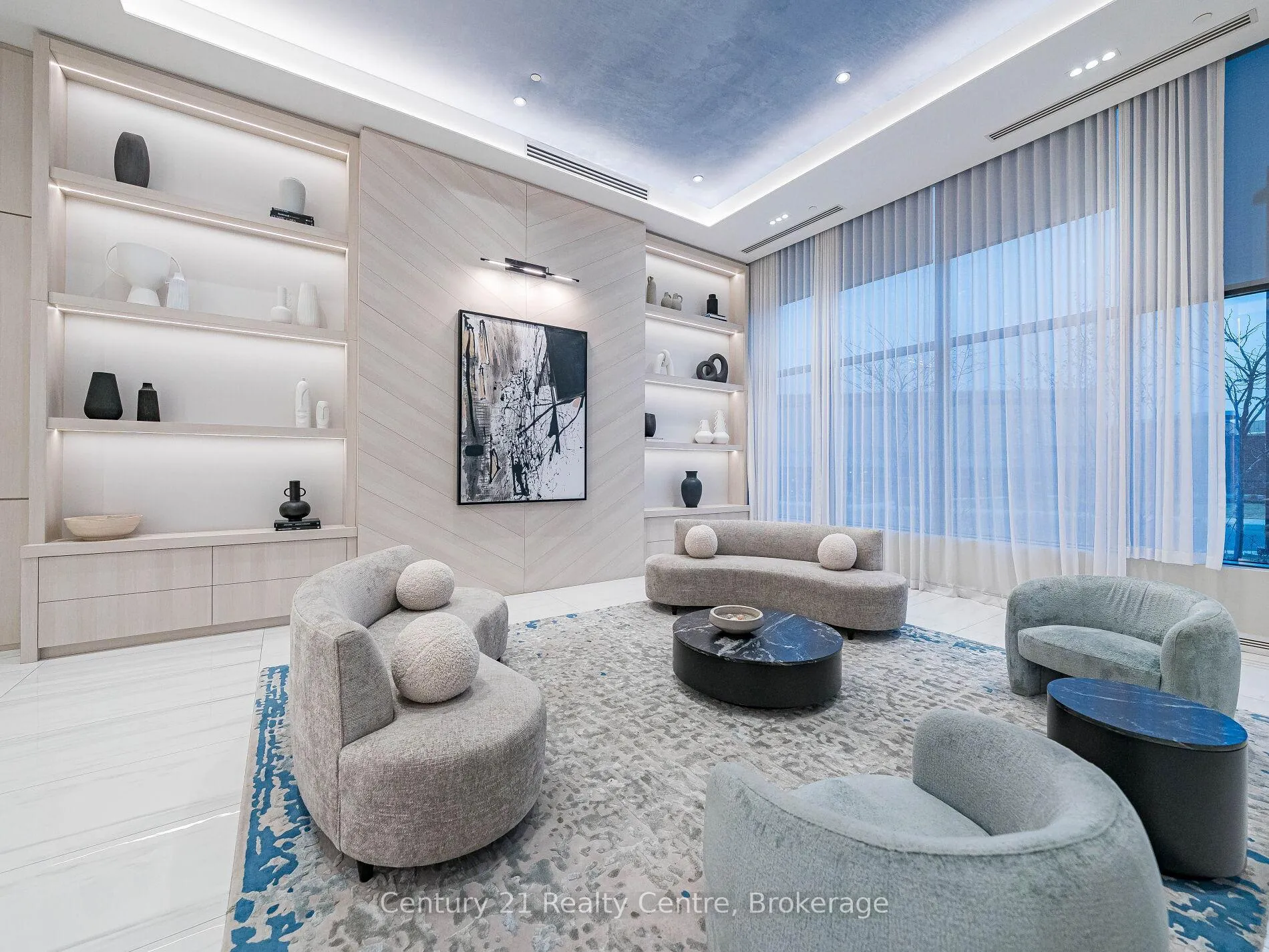 Photo 4 of 1063 Douglas McCurdy Common, Mississauga, Lakeview — HOMEH