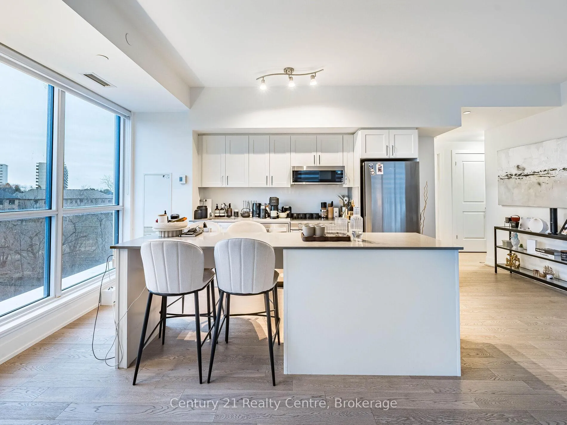 Photo 18 of 1063 Douglas McCurdy Common, Mississauga, Lakeview — HOMEH