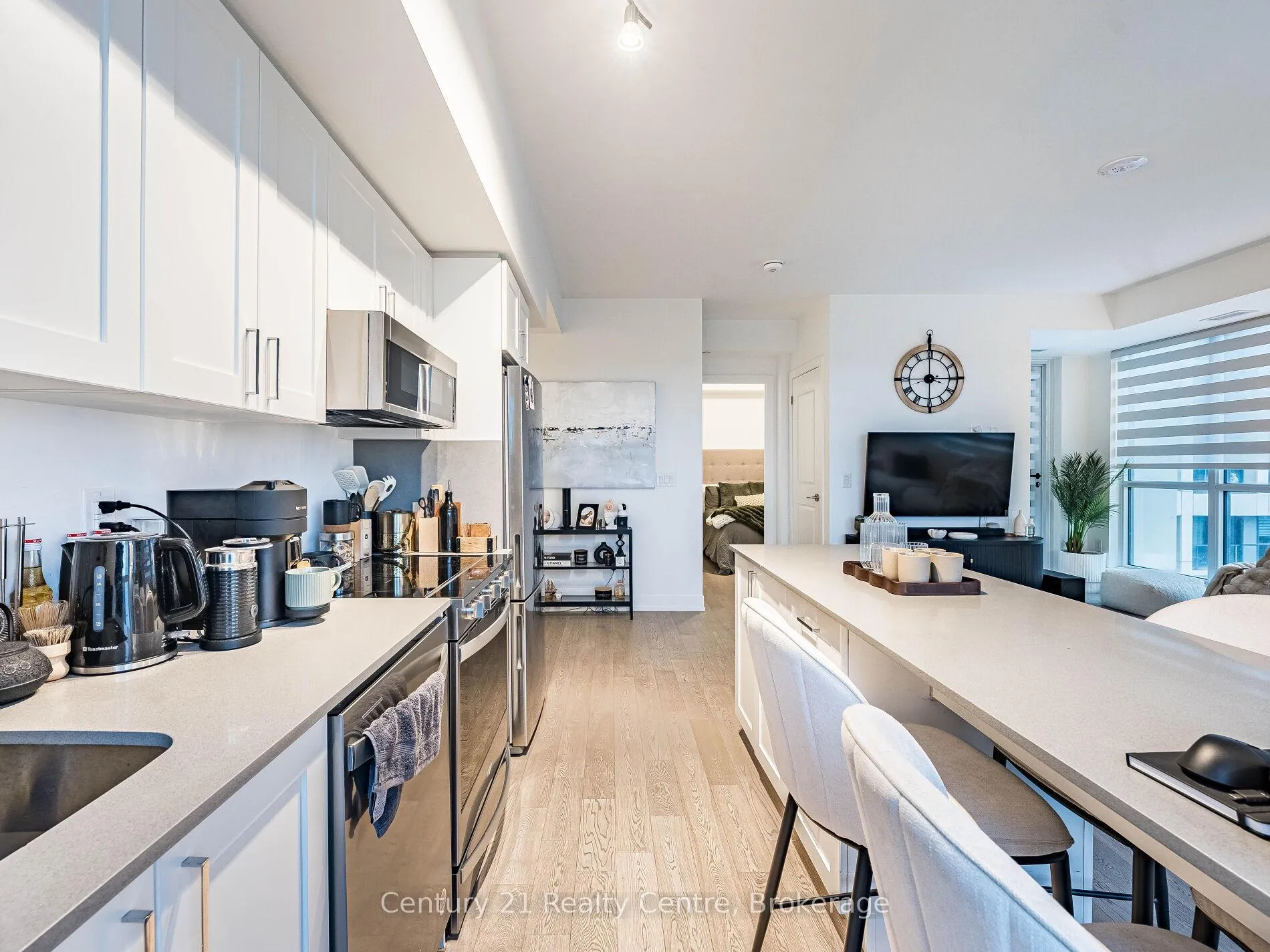 Photo 20 of 1063 Douglas McCurdy Common, Mississauga, Lakeview — HOMEH