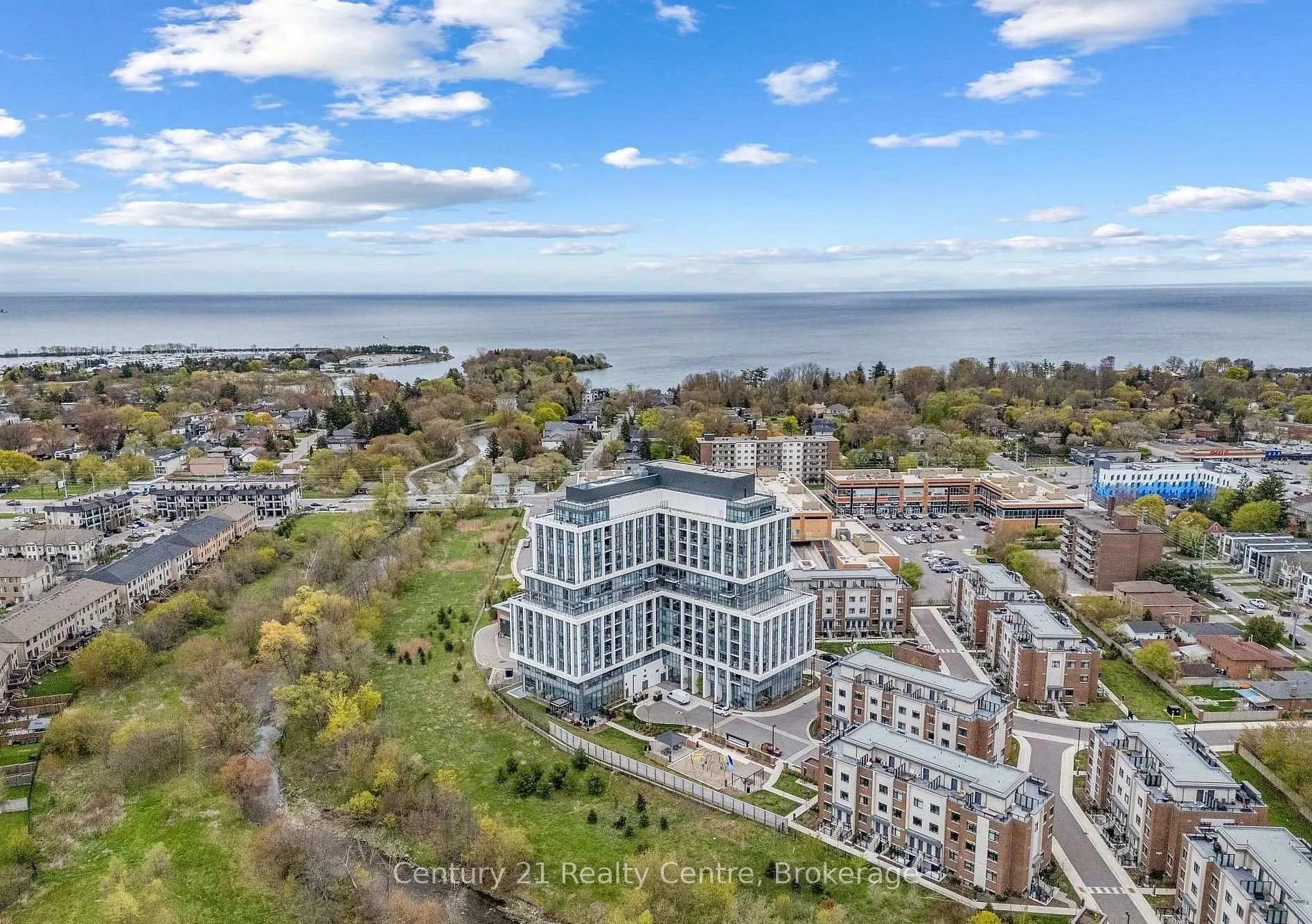 Photo 47 of 1063 Douglas McCurdy Common, Mississauga, Lakeview — HOMEH