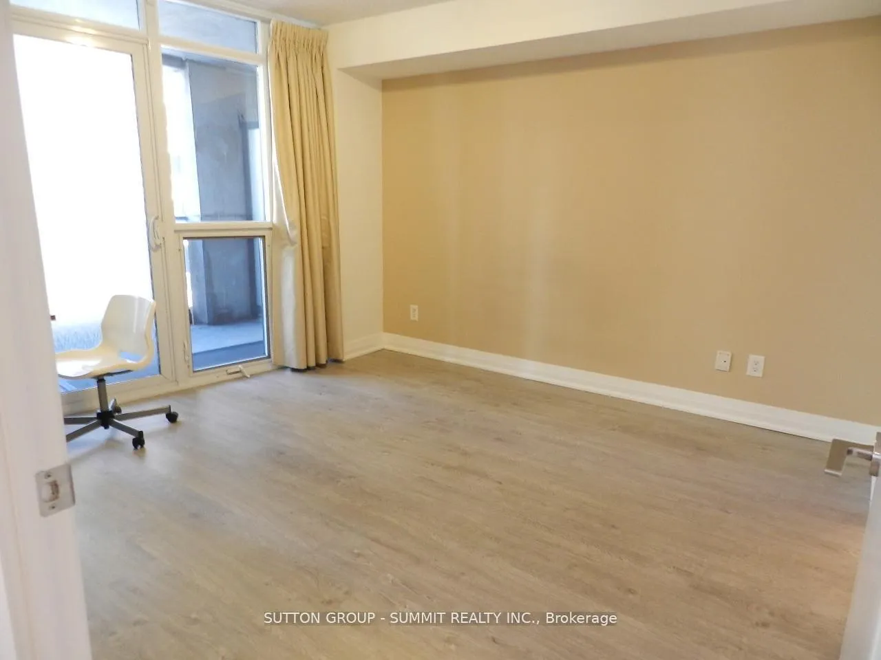 Photo 13 of Unit 506, 25 Carlton Street, Toronto, Church-Yonge Corridor — HOMEH