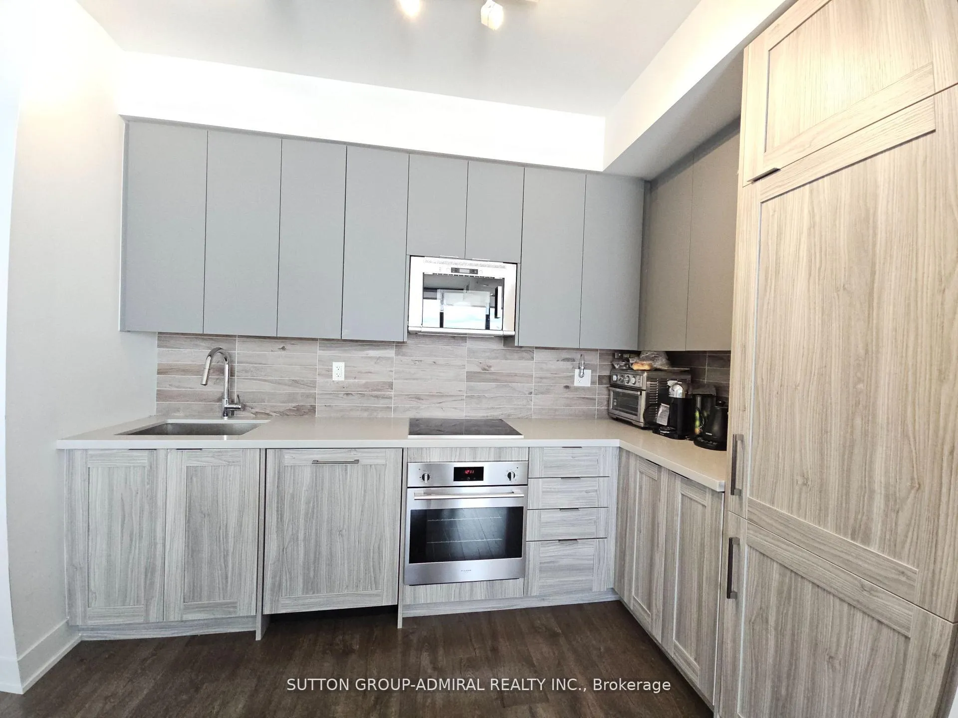 Photo 2 of Unit 1307, 2908 Highway 7 Road, Vaughan, Concord — HOMEH