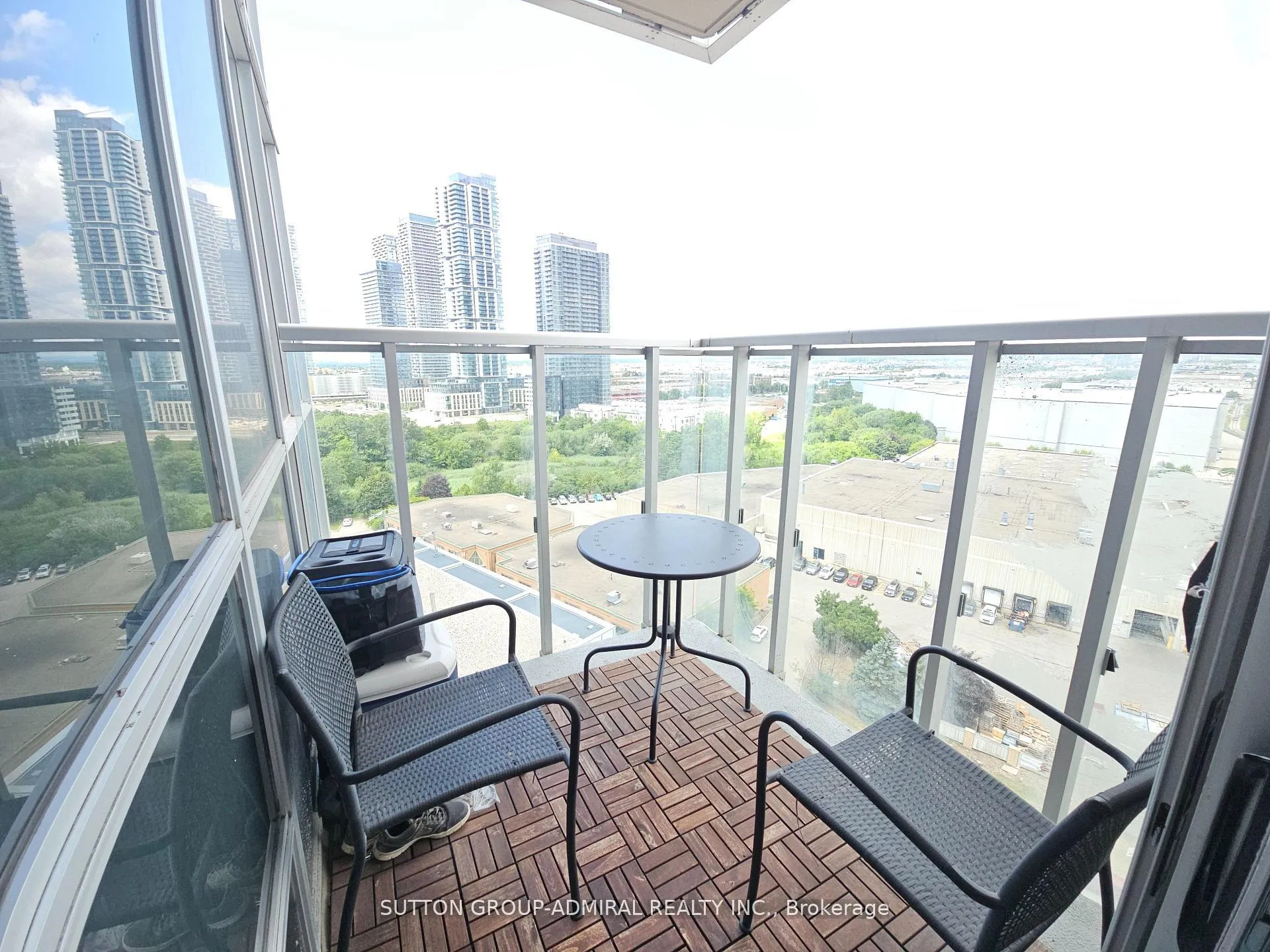 Photo 15 of Unit 1307, 2908 Highway 7 Road, Vaughan, Concord — HOMEH