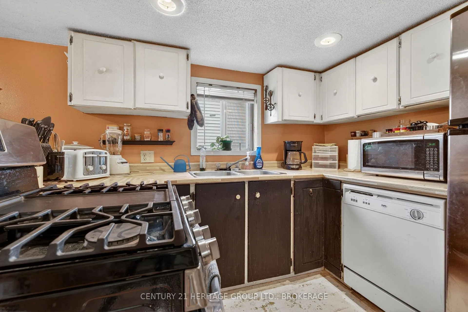 Photo 9 of 326 Dundas Street, Deseronto, Deseronto (Town) — HOMEH