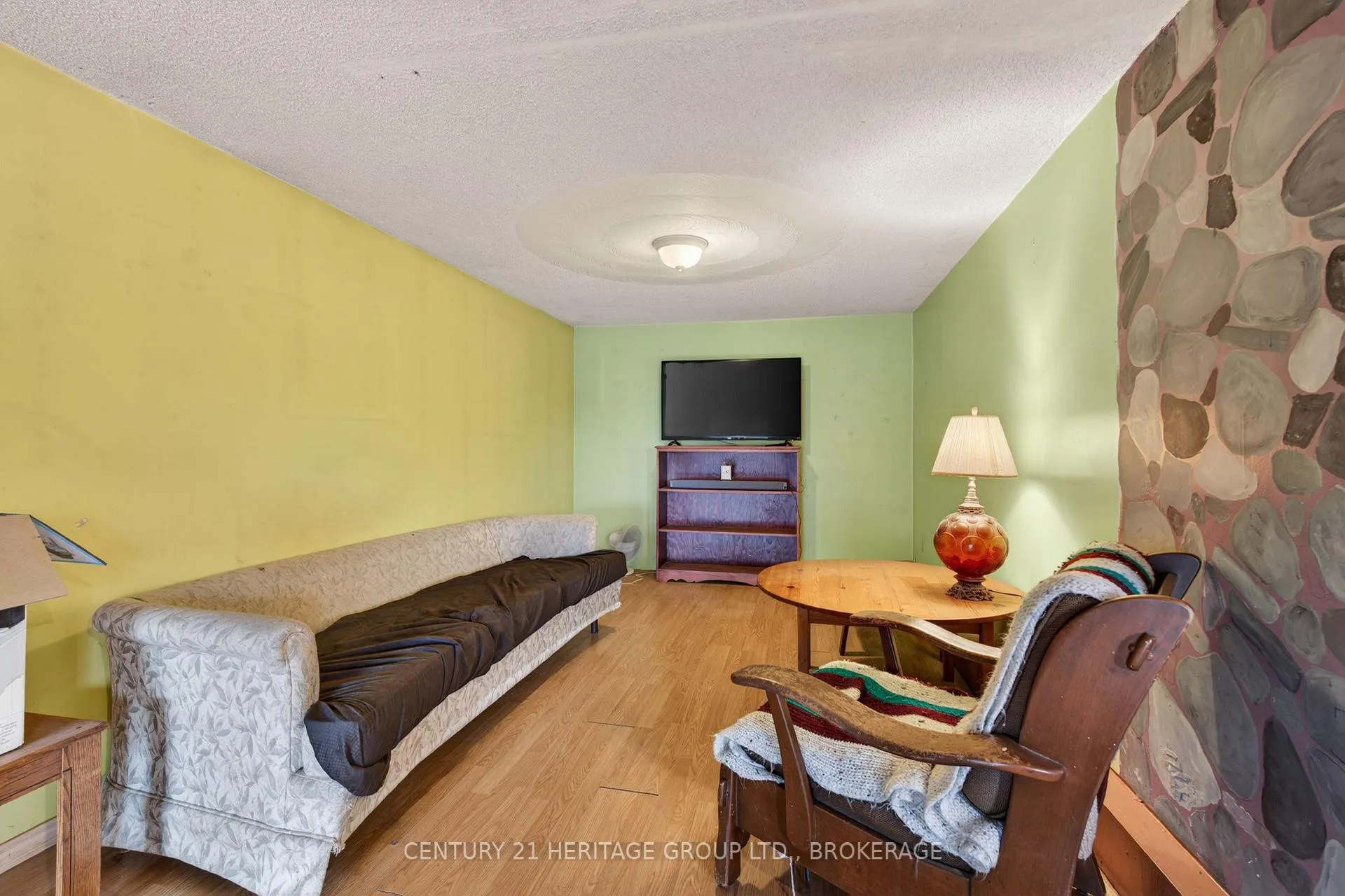 Photo 18 of 326 Dundas Street, Deseronto, Deseronto (Town) — HOMEH