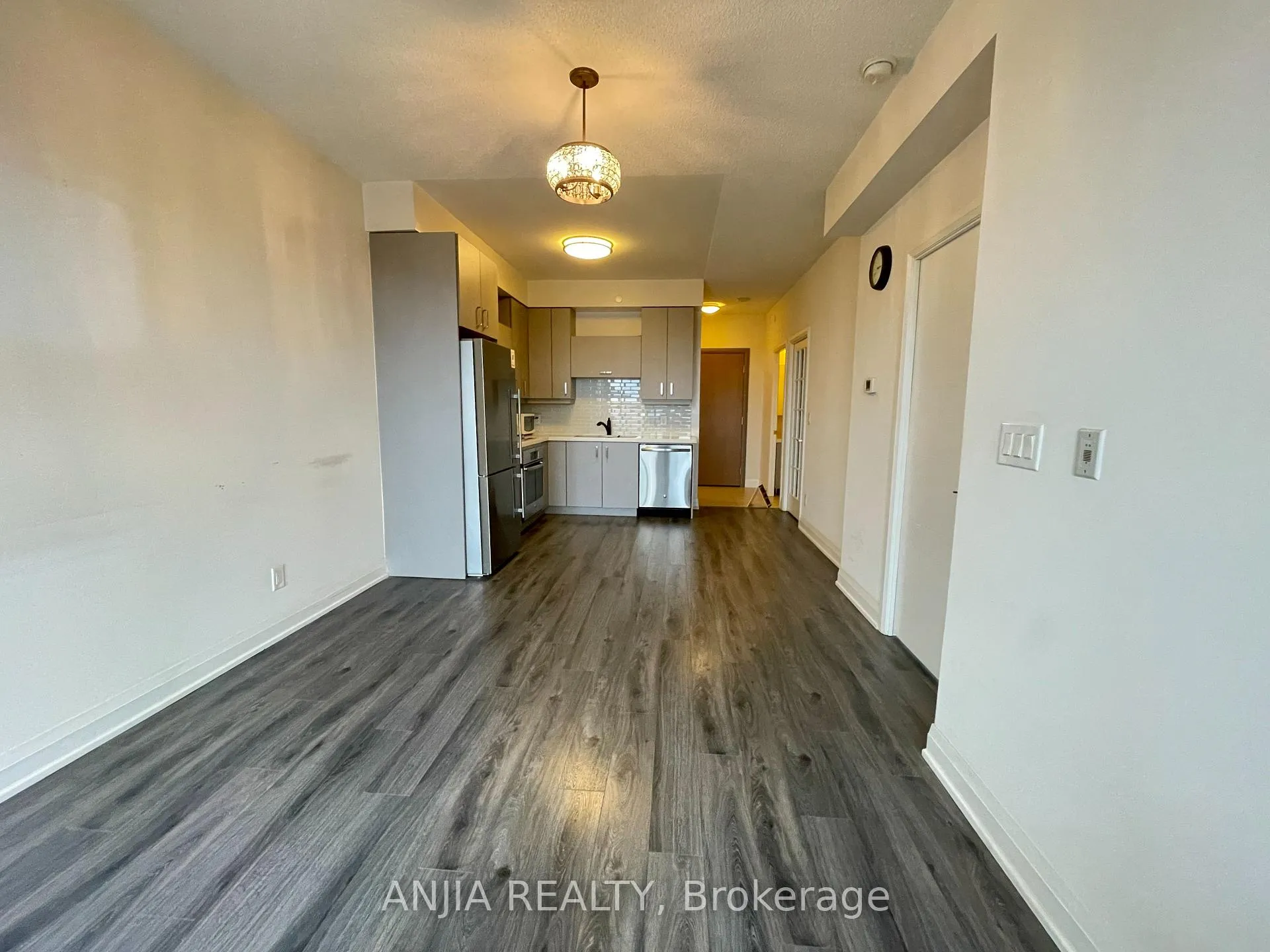 Photo 18 of Unit 615, 28 Uptown Drive, Markham, Unionville — HOMEH