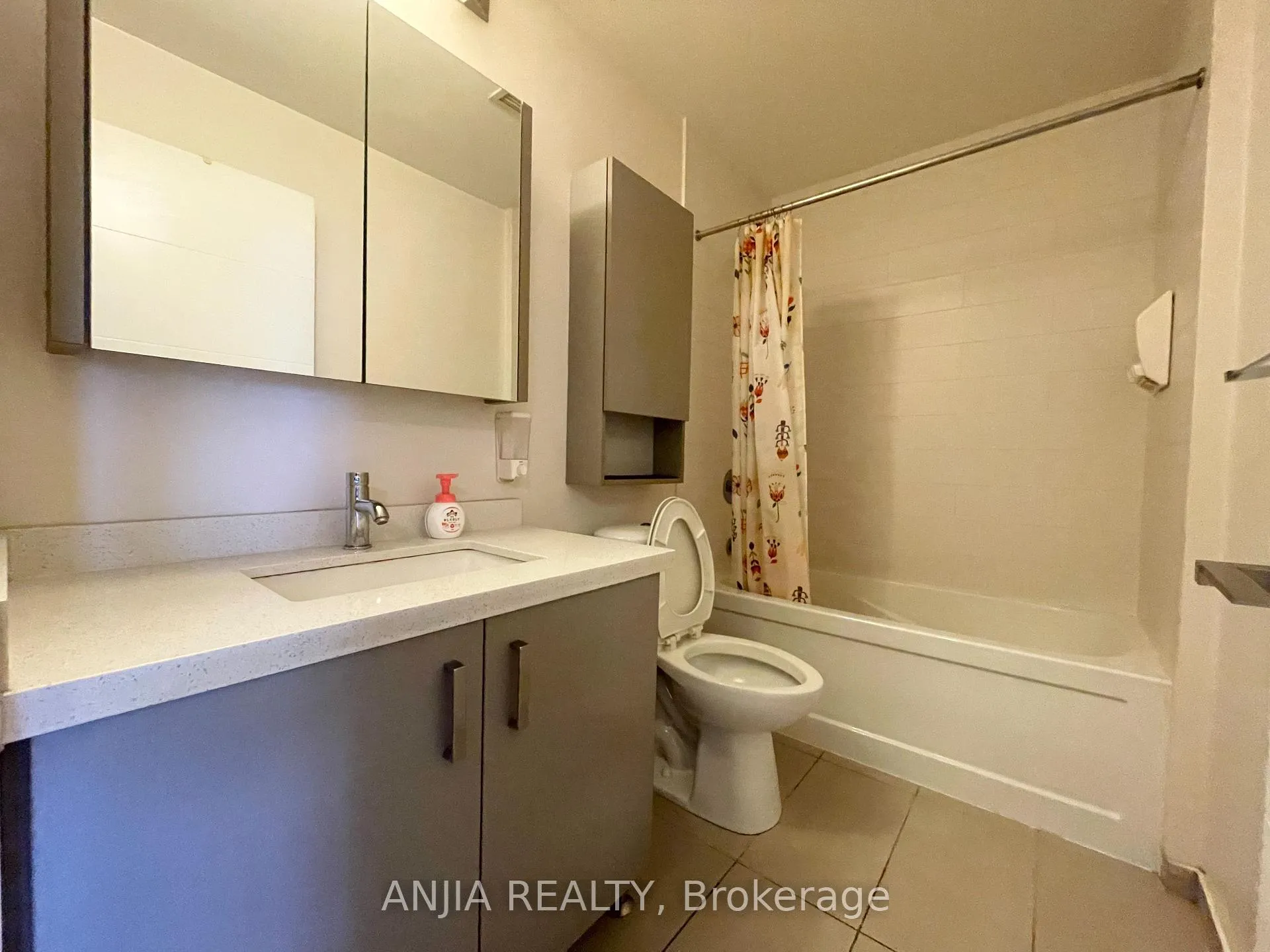 Photo 19 of Unit 615, 28 Uptown Drive, Markham, Unionville — HOMEH