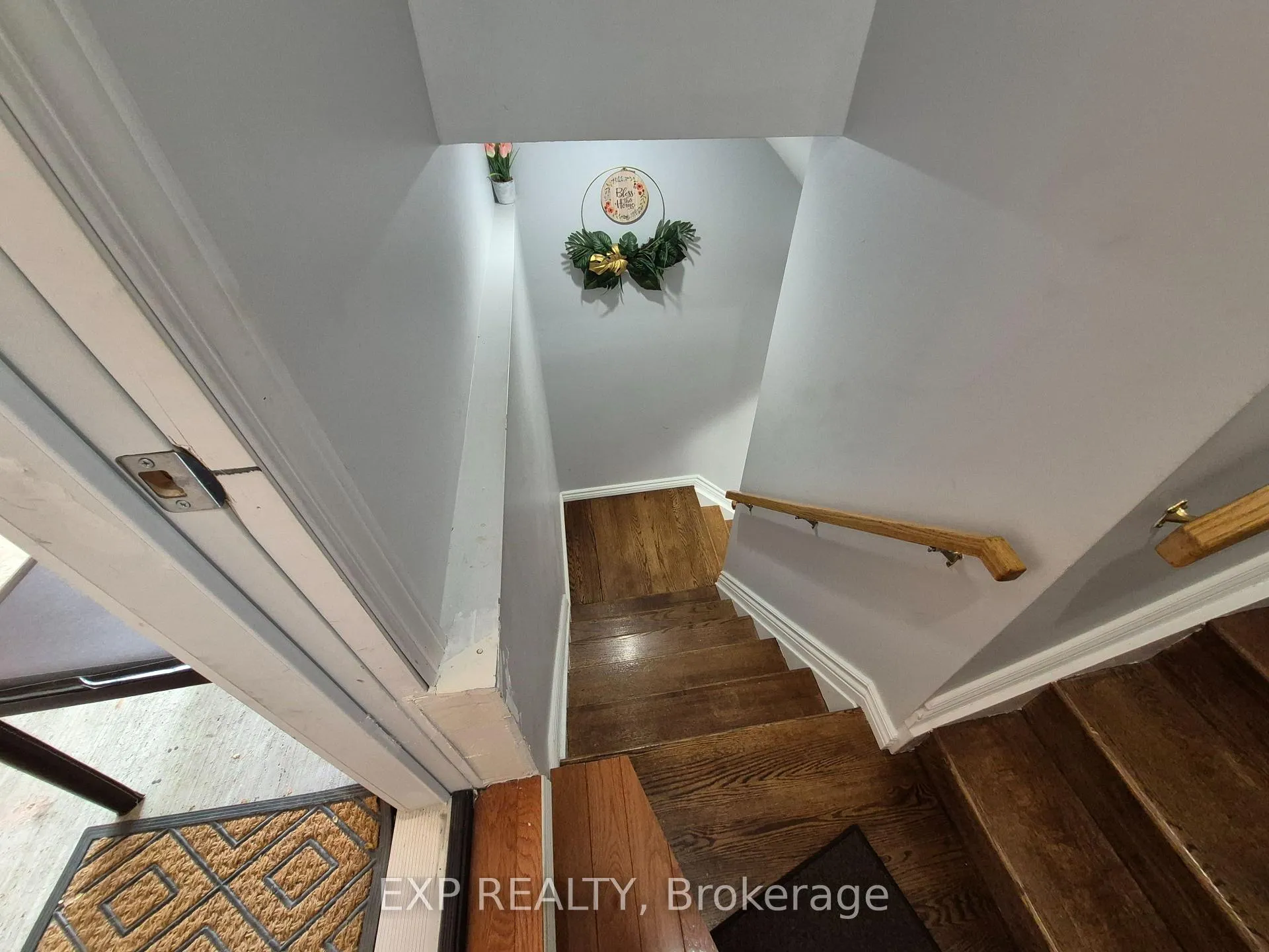 Photo 3 of 192 Windhurst Drive, Ottawa, Barrhaven East — HOMEH