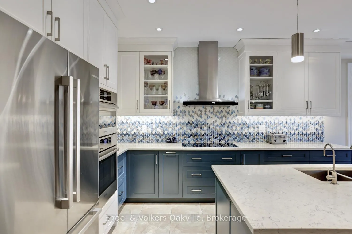 Photo 13 of 3324 Mistwell Crescent, Oakville, Bronte — HOMEH