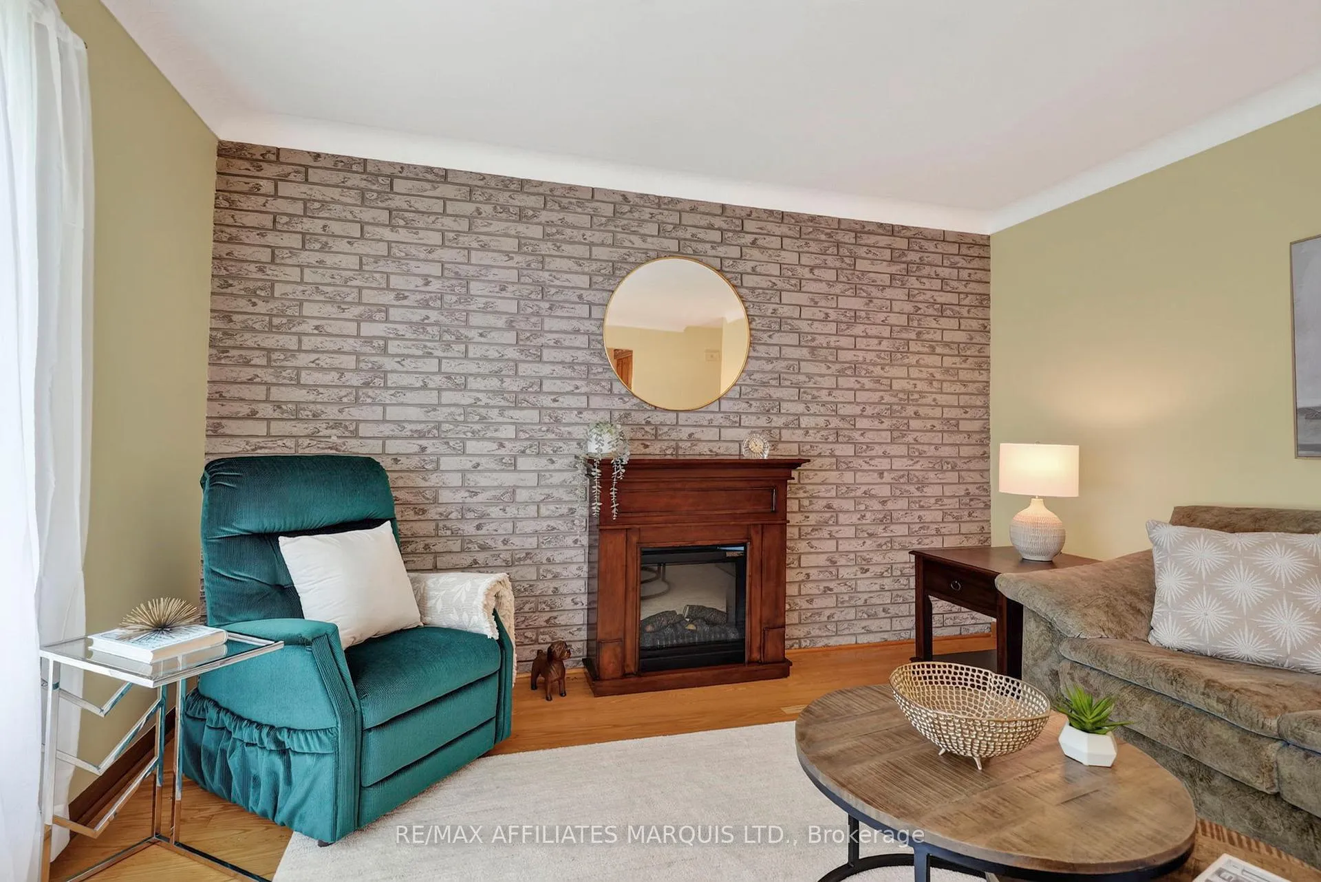 Photo 7 of 438 Beach Avenue, Cornwall, Cornwall — HOMEH