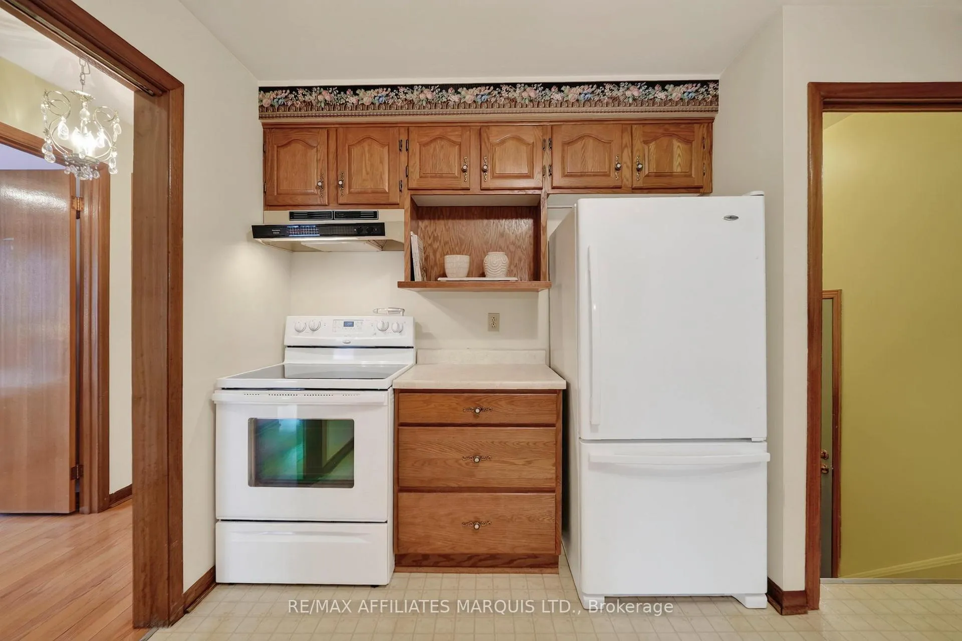 Photo 18 of 438 Beach Avenue, Cornwall, Cornwall — HOMEH