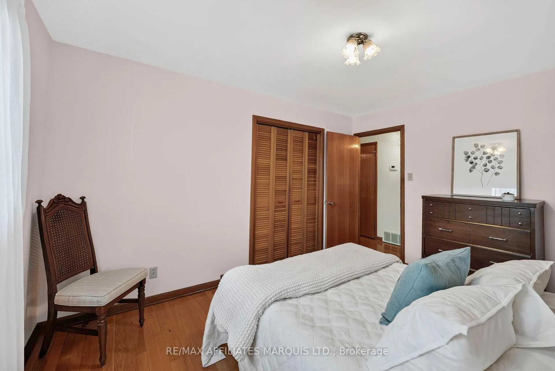 Photo 21 of 438 Beach Avenue, Cornwall, Cornwall — HOMEH