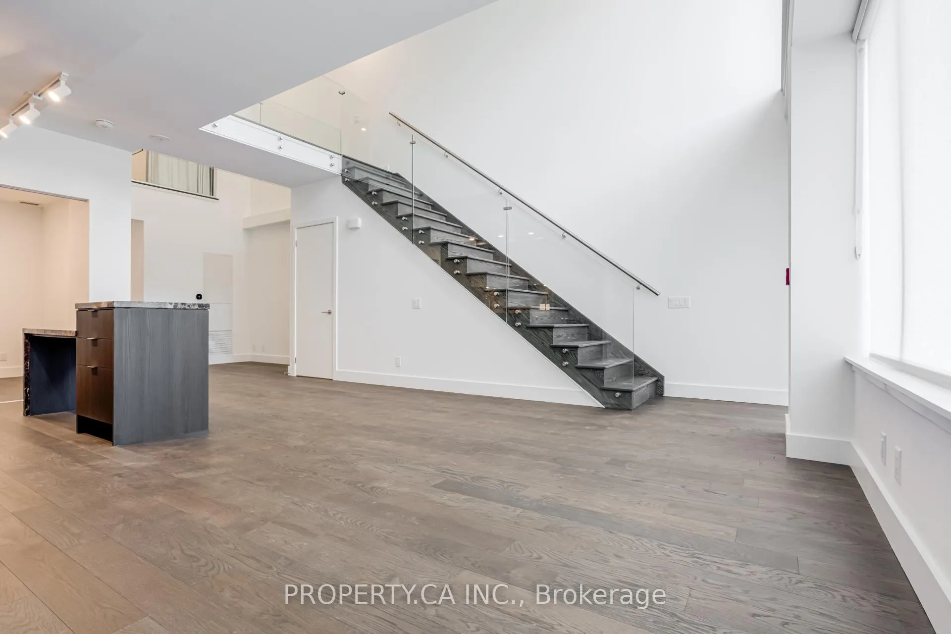 Photo 55 of Unit 106, 6 Greenbriar Road, North York, Bayview Village — HOMEH