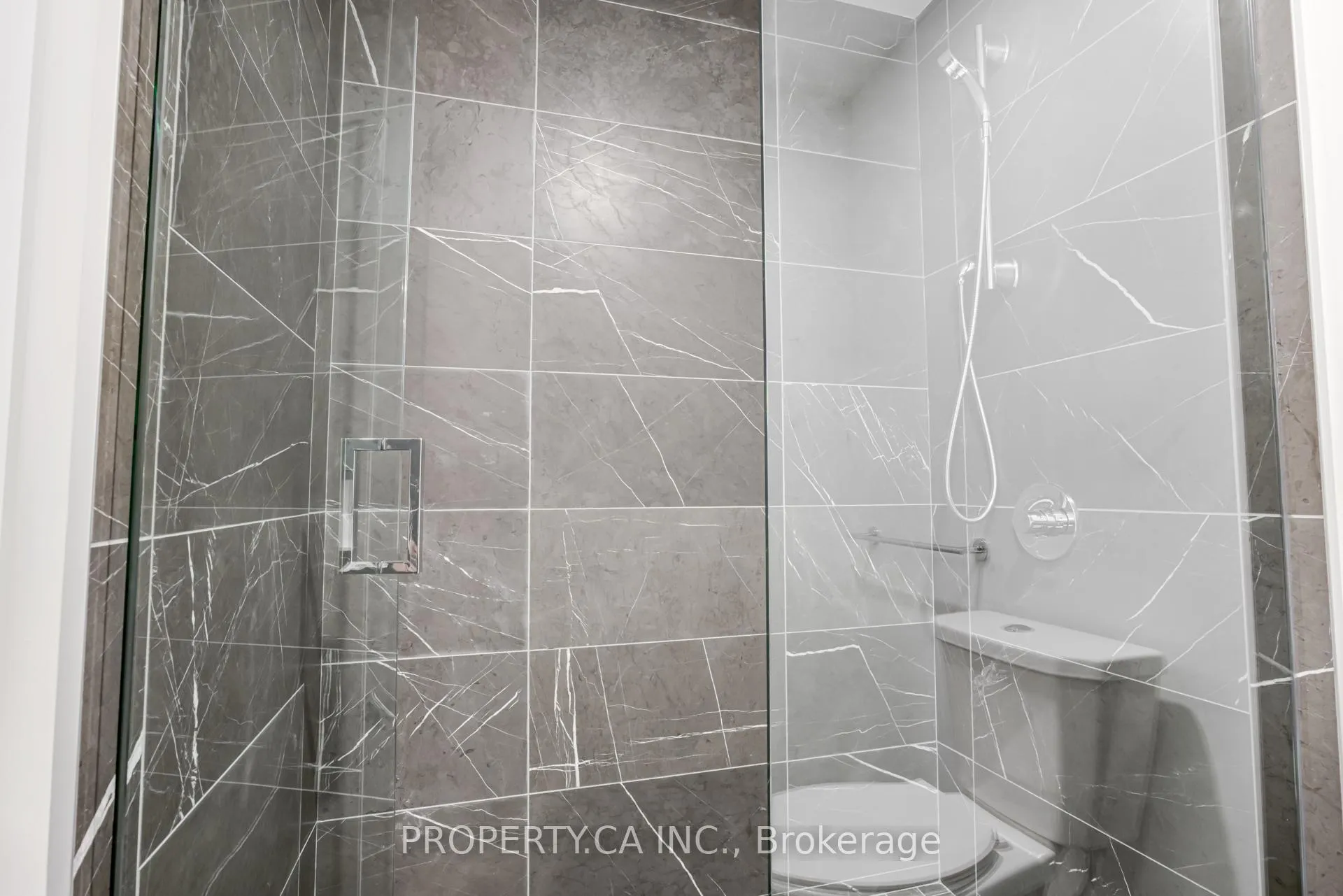 Photo 60 of Unit 106, 6 Greenbriar Road, North York, Bayview Village — HOMEH