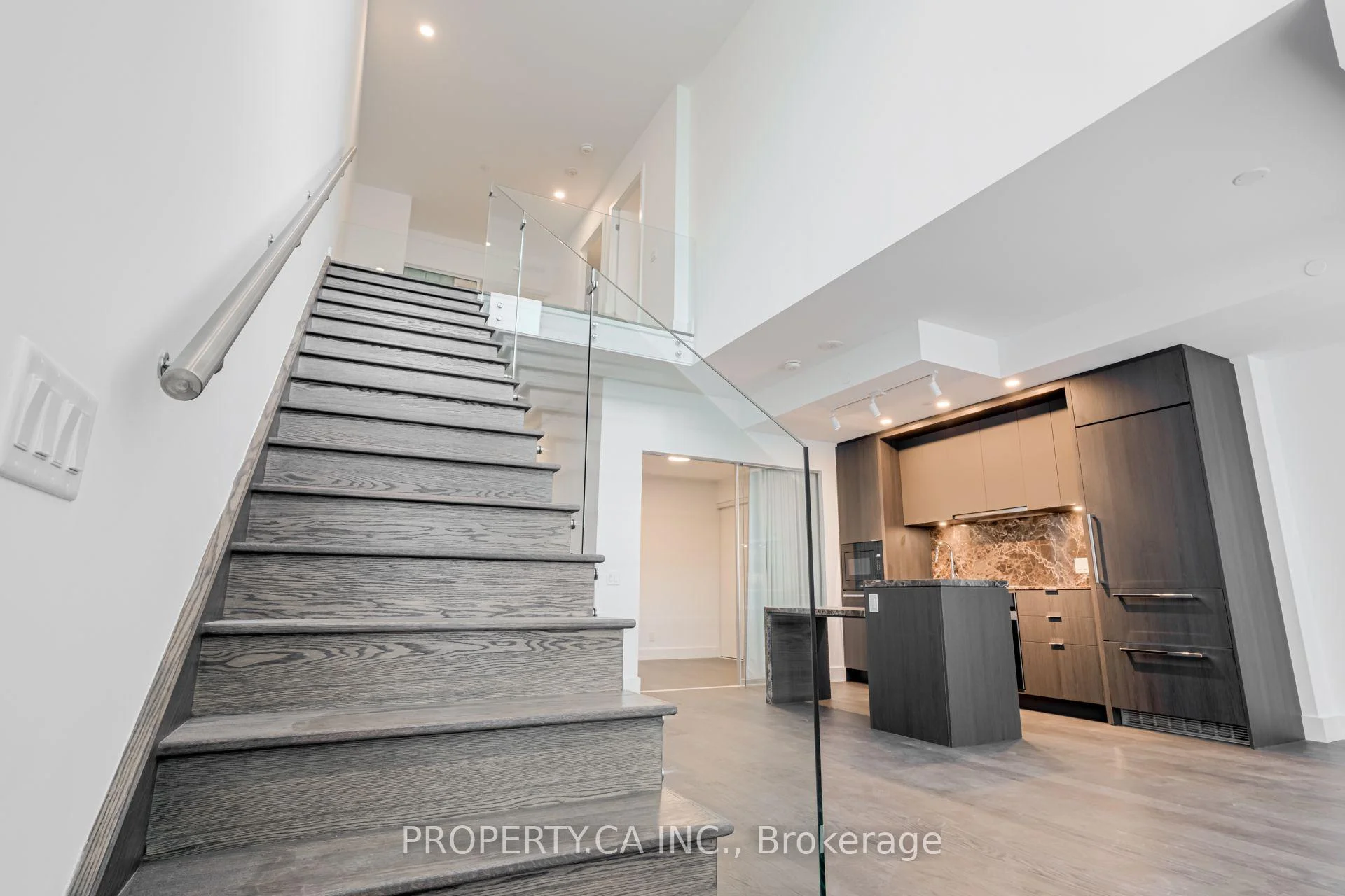 Photo 22 of Unit 106, 6 Greenbriar Road, North York, Bayview Village — HOMEH