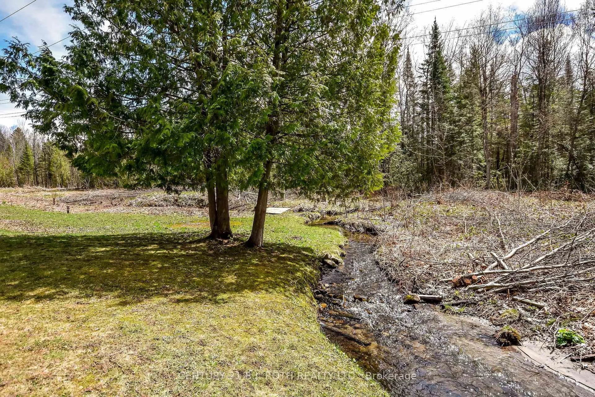 Photo 32 of 49 Becketts Side Road, Tay, Waubaushene — HOMEH
