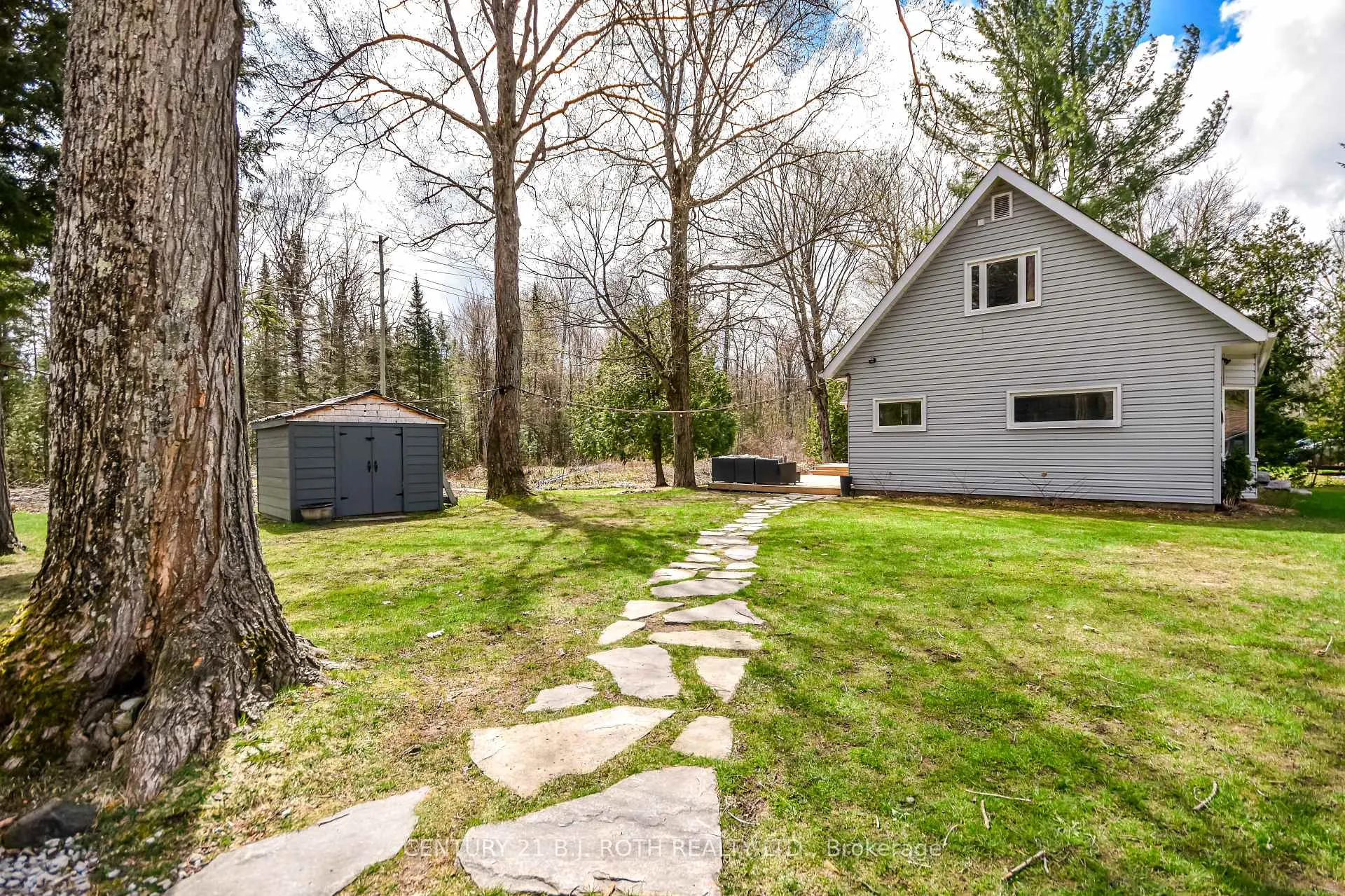 Photo 34 of 49 Becketts Side Road, Tay, Waubaushene — HOMEH