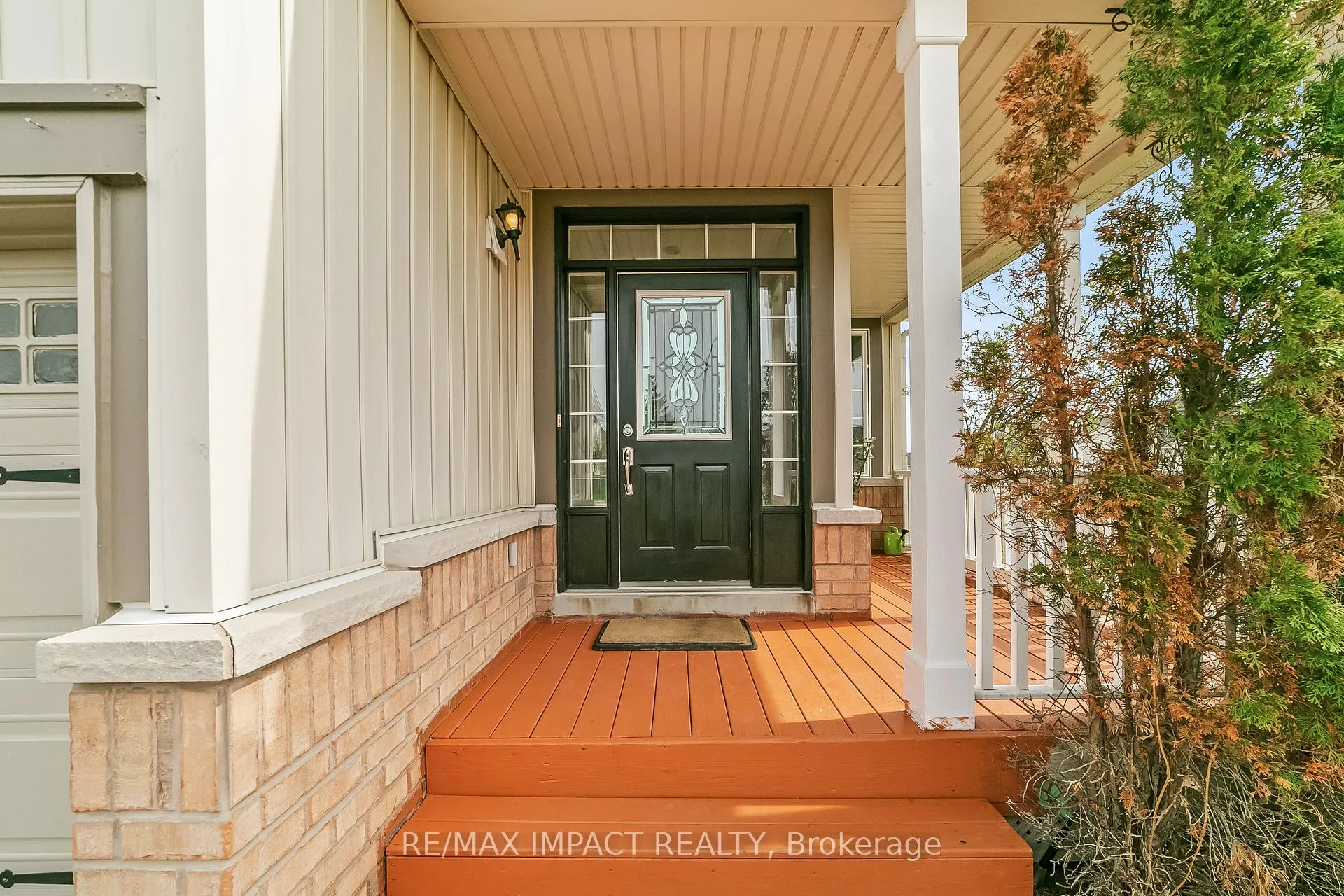 Photo 3 of 1241 Tall Pine, Oshawa, Pinecrest — HOMEH