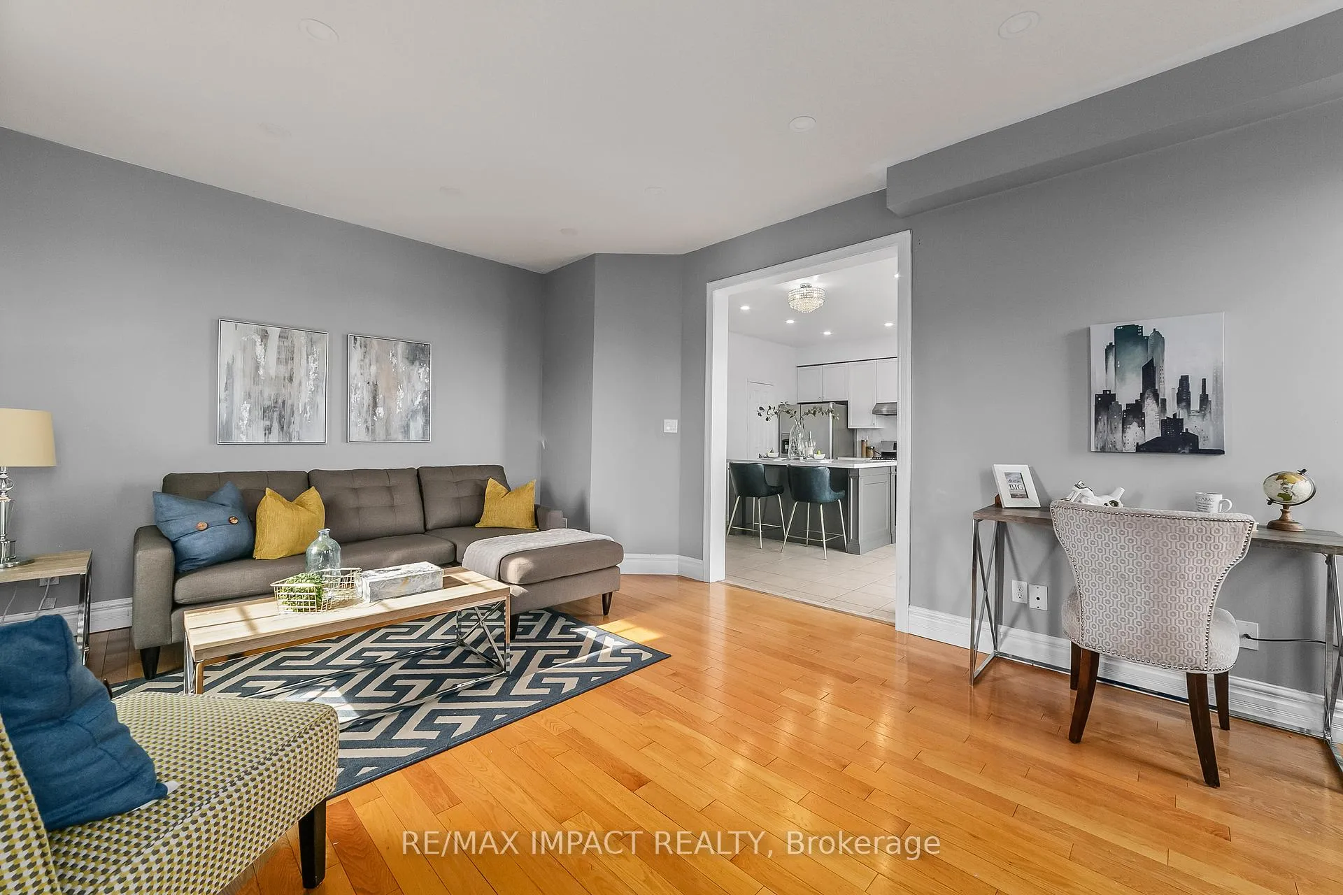 Photo 6 of 1241 Tall Pine, Oshawa, Pinecrest — HOMEH