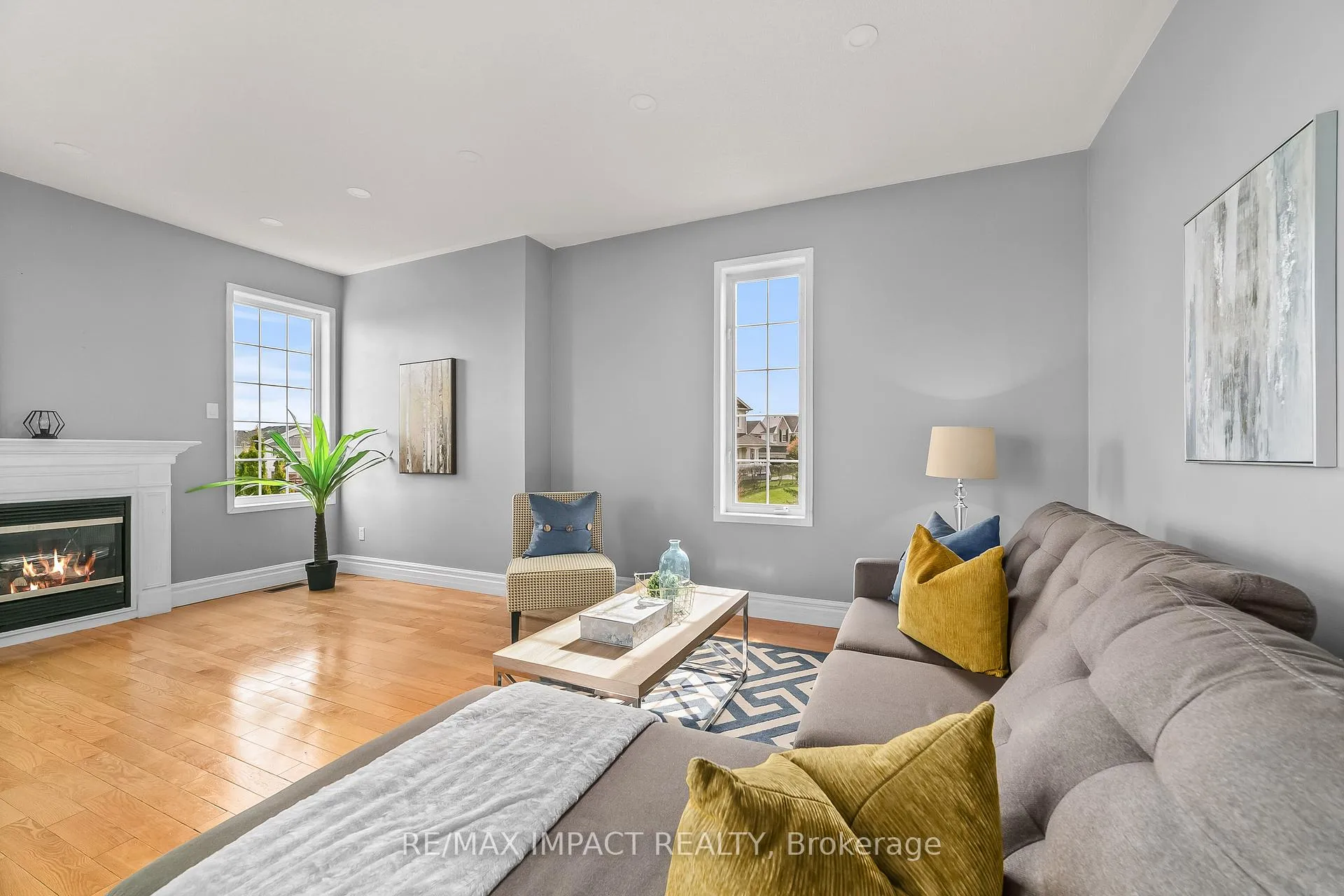 Photo 7 of 1241 Tall Pine, Oshawa, Pinecrest — HOMEH