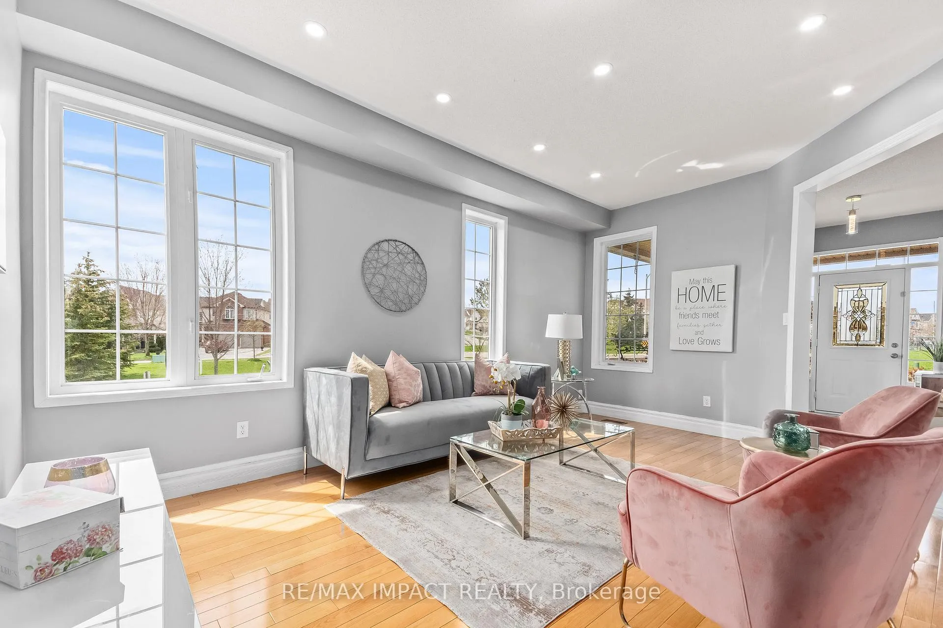 Photo 11 of 1241 Tall Pine, Oshawa, Pinecrest — HOMEH