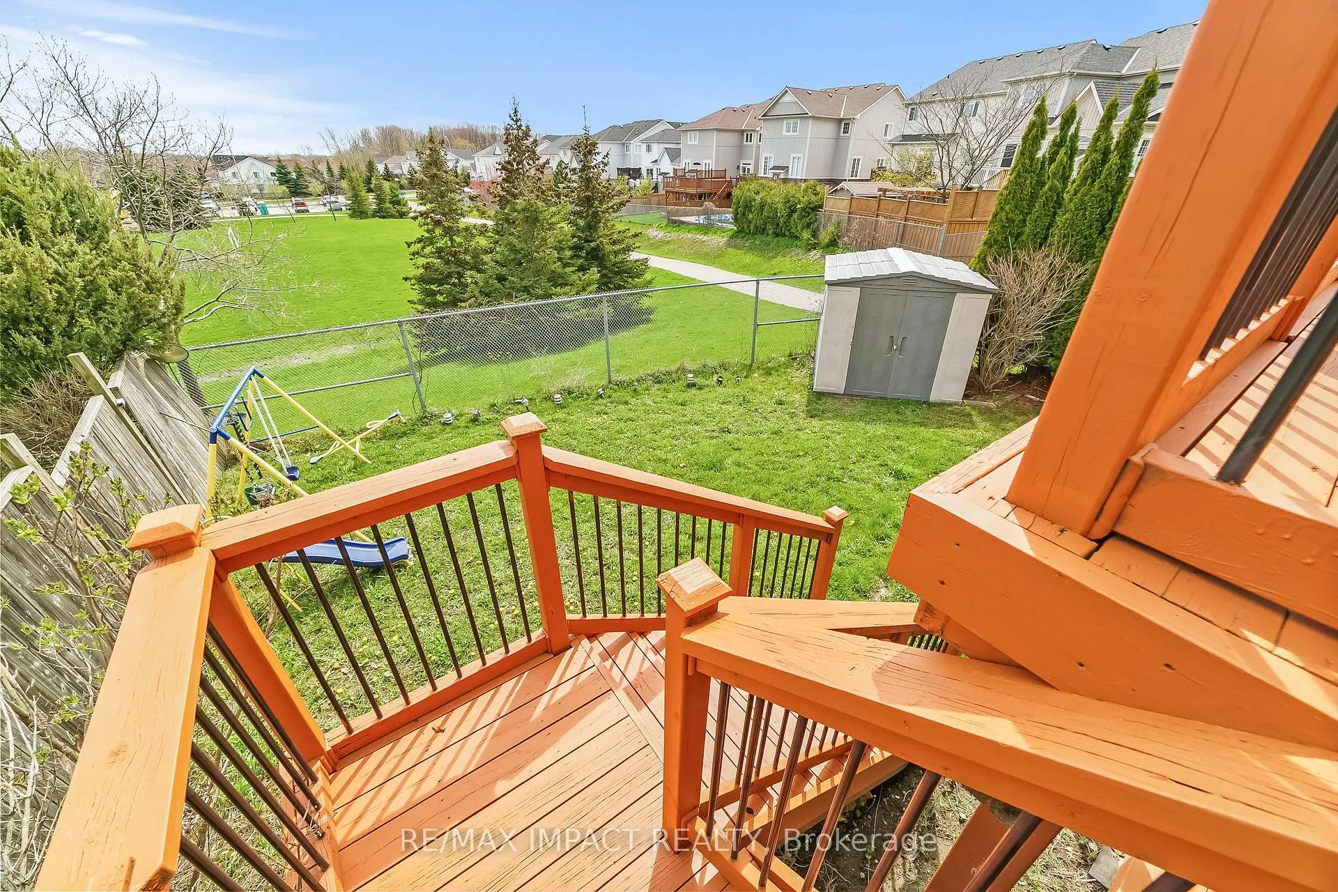 Photo 16 of 1241 Tall Pine, Oshawa, Pinecrest — HOMEH