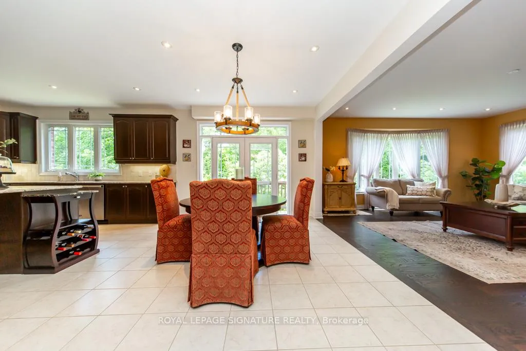 Photo 16 of 210 Upper Post Road, Vaughan, Patterson — HOMEH