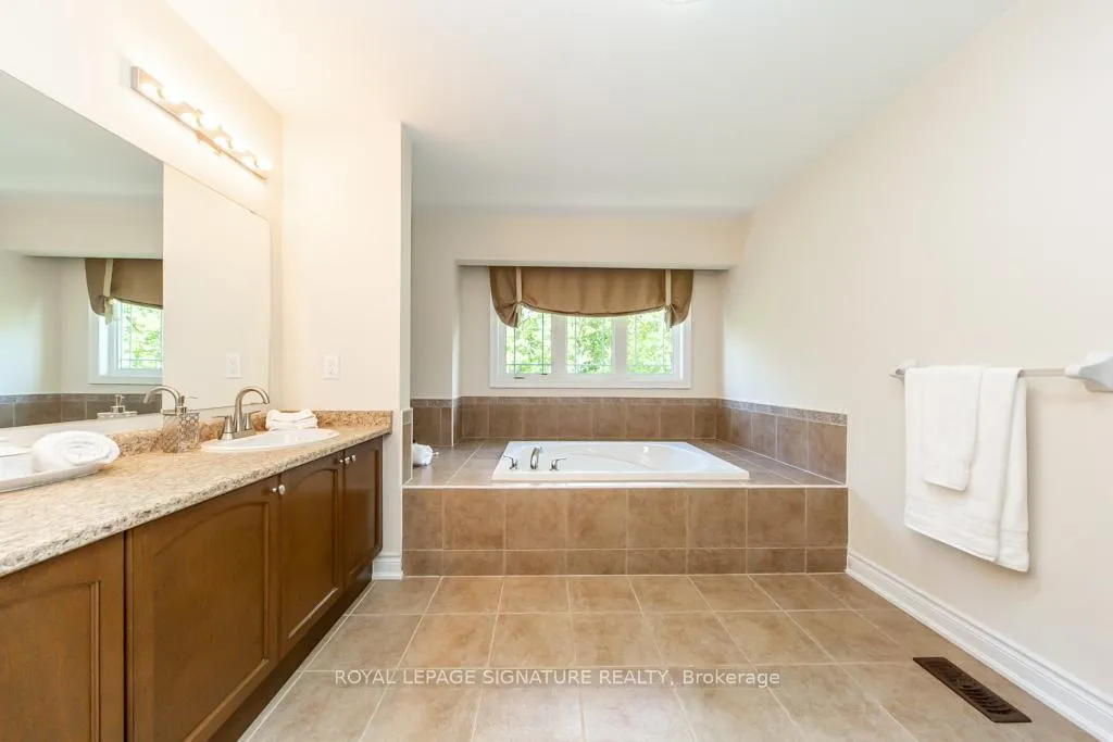 Photo 30 of 210 Upper Post Road, Vaughan, Patterson — HOMEH