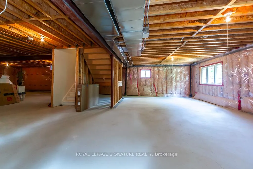 Photo 36 of 210 Upper Post Road, Vaughan, Patterson — HOMEH