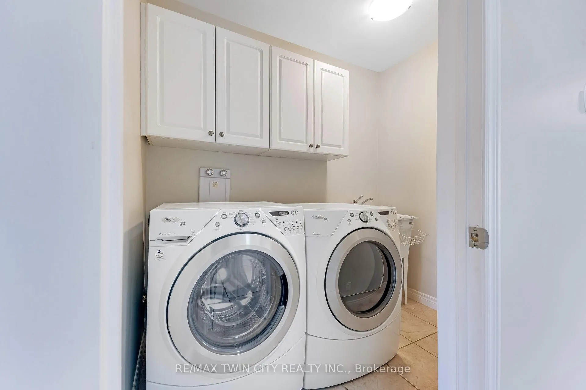 Photo 7 of 430 Kelso Drive, Waterloo — HOMEH