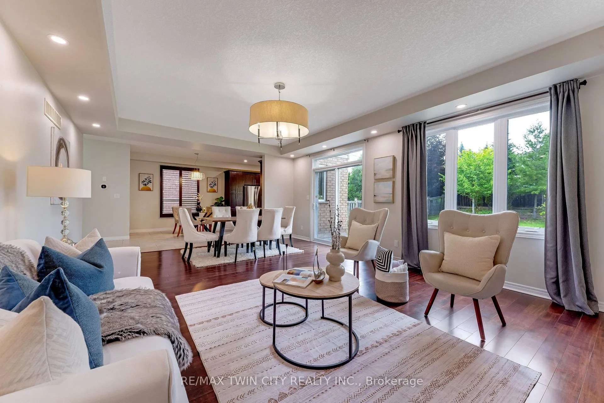 Photo 14 of 430 Kelso Drive, Waterloo — HOMEH