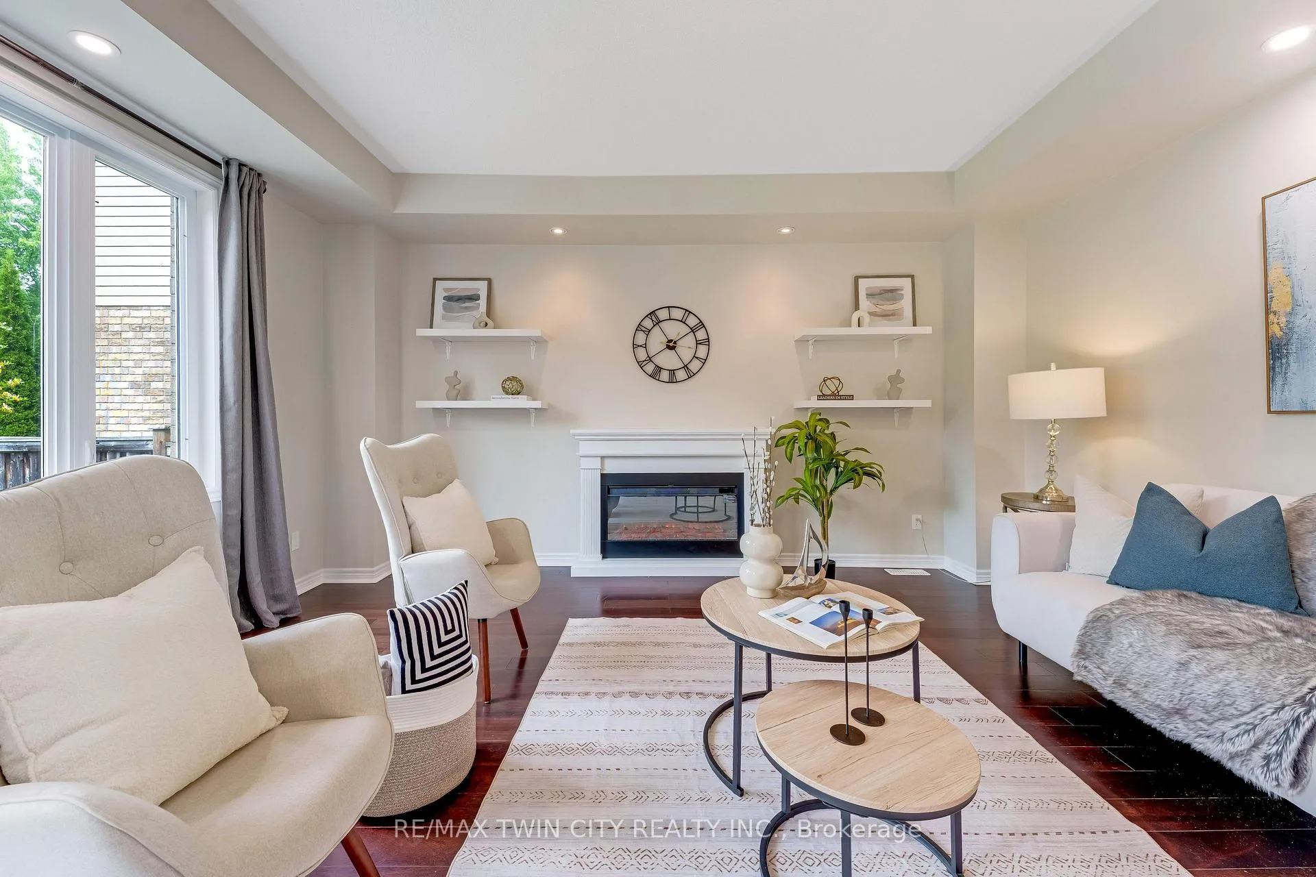 Photo 15 of 430 Kelso Drive, Waterloo — HOMEH