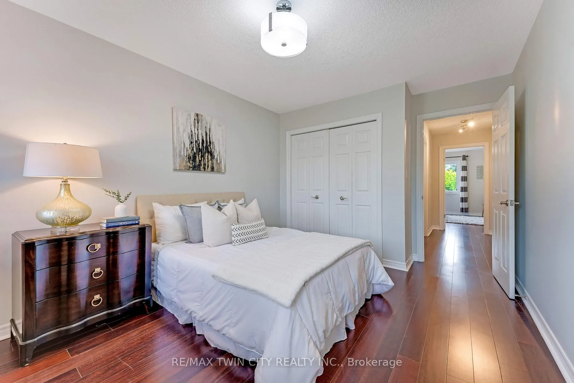 Photo 26 of 430 Kelso Drive, Waterloo — HOMEH