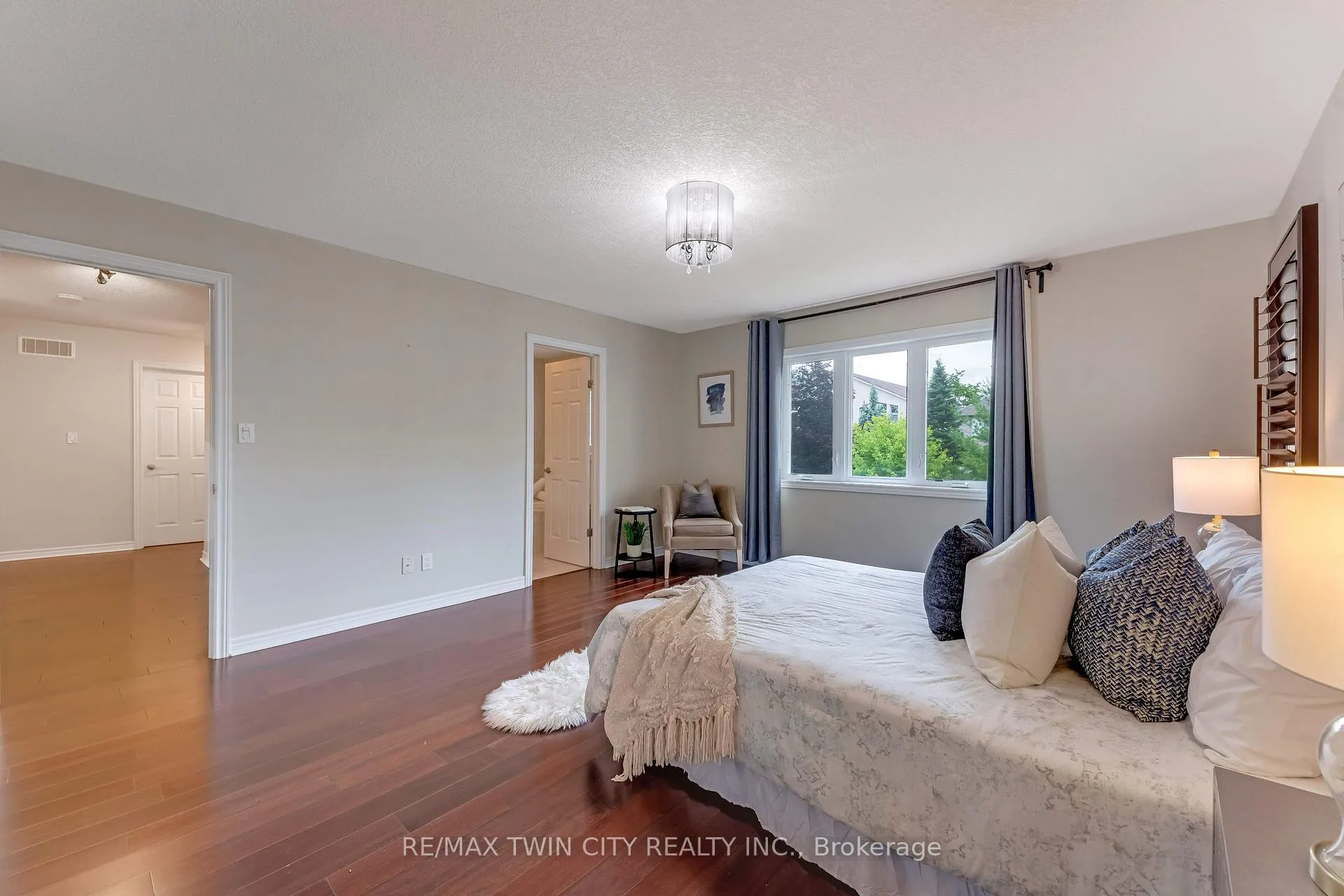Photo 29 of 430 Kelso Drive, Waterloo — HOMEH