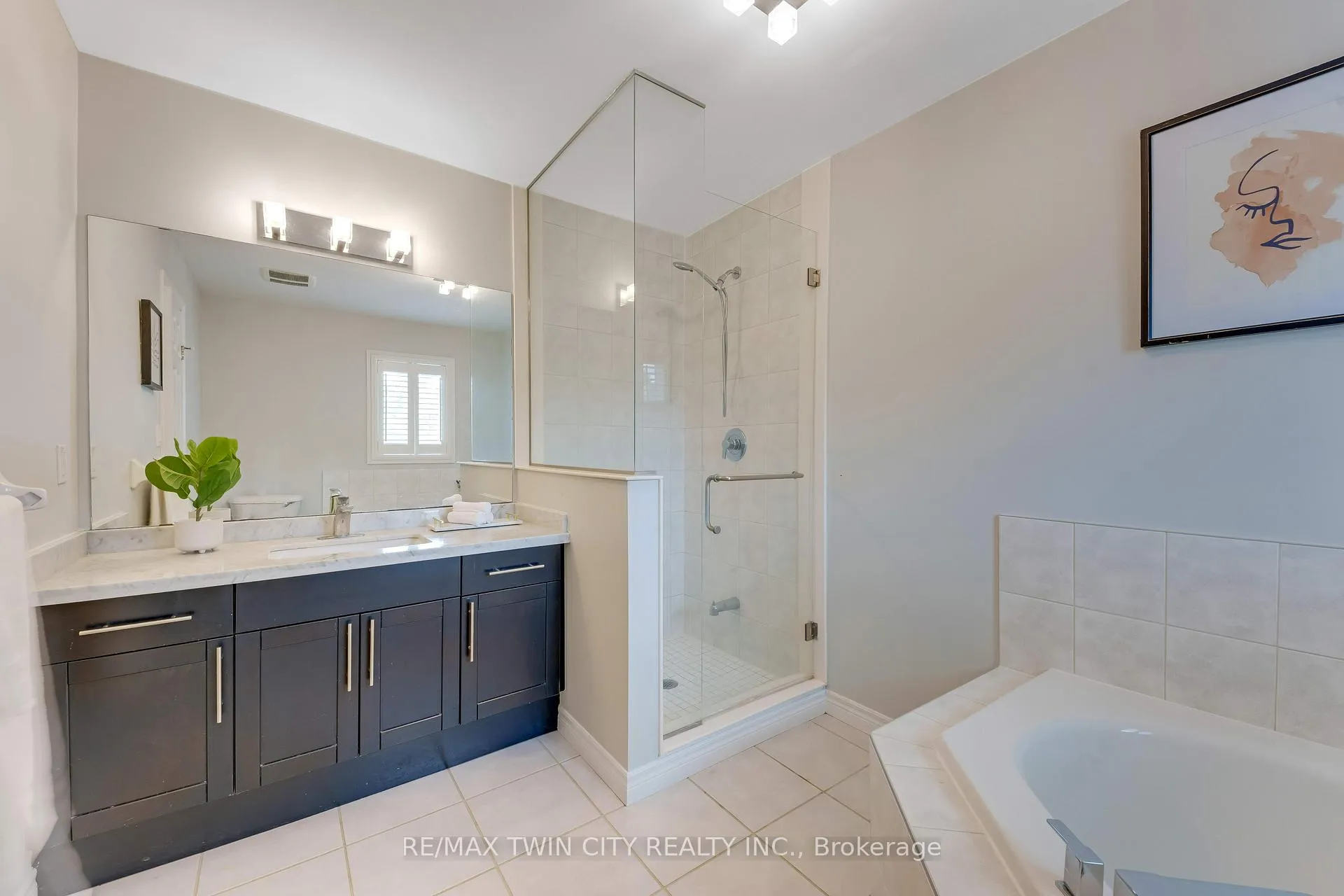Photo 34 of 430 Kelso Drive, Waterloo — HOMEH