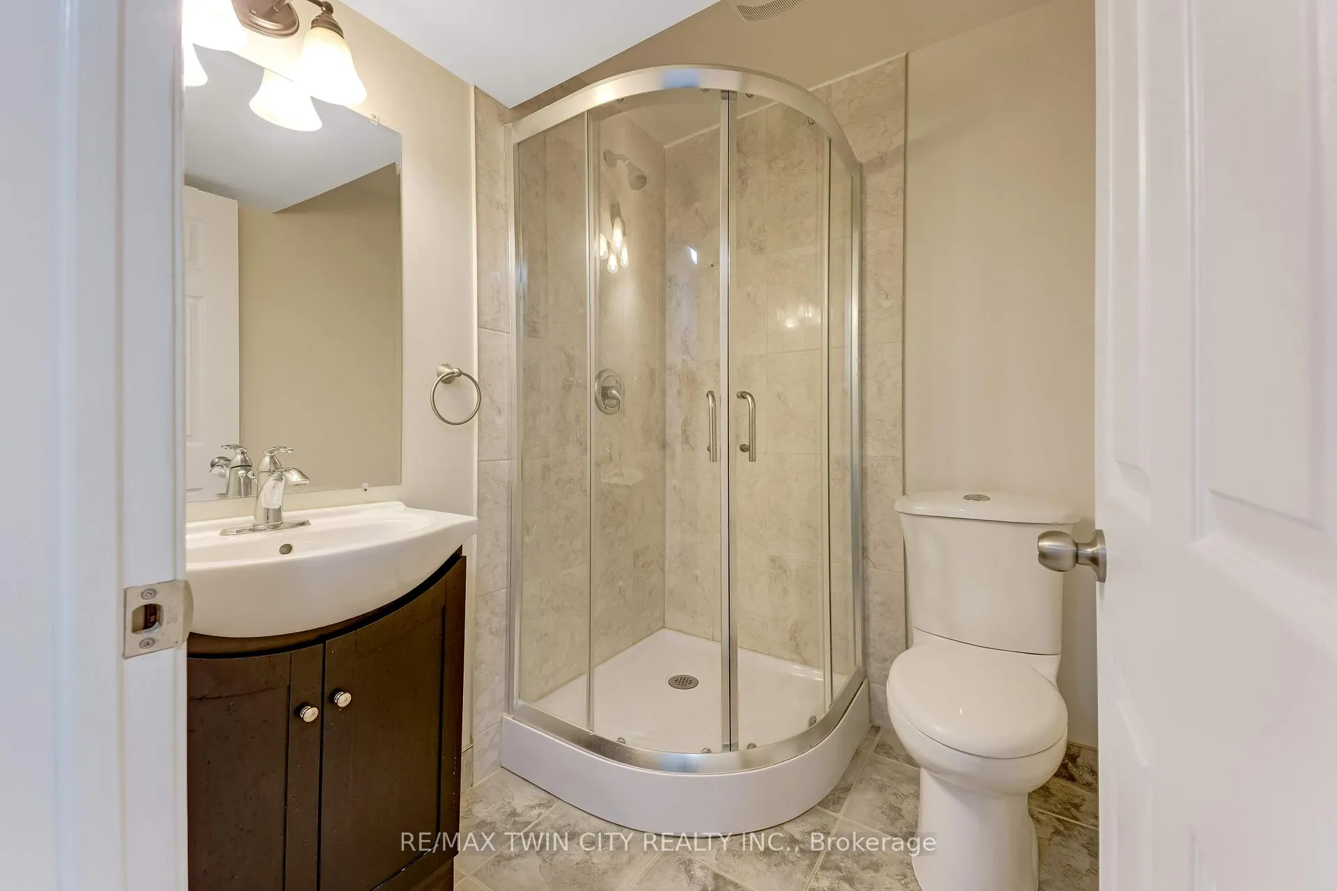 Photo 36 of 430 Kelso Drive, Waterloo — HOMEH