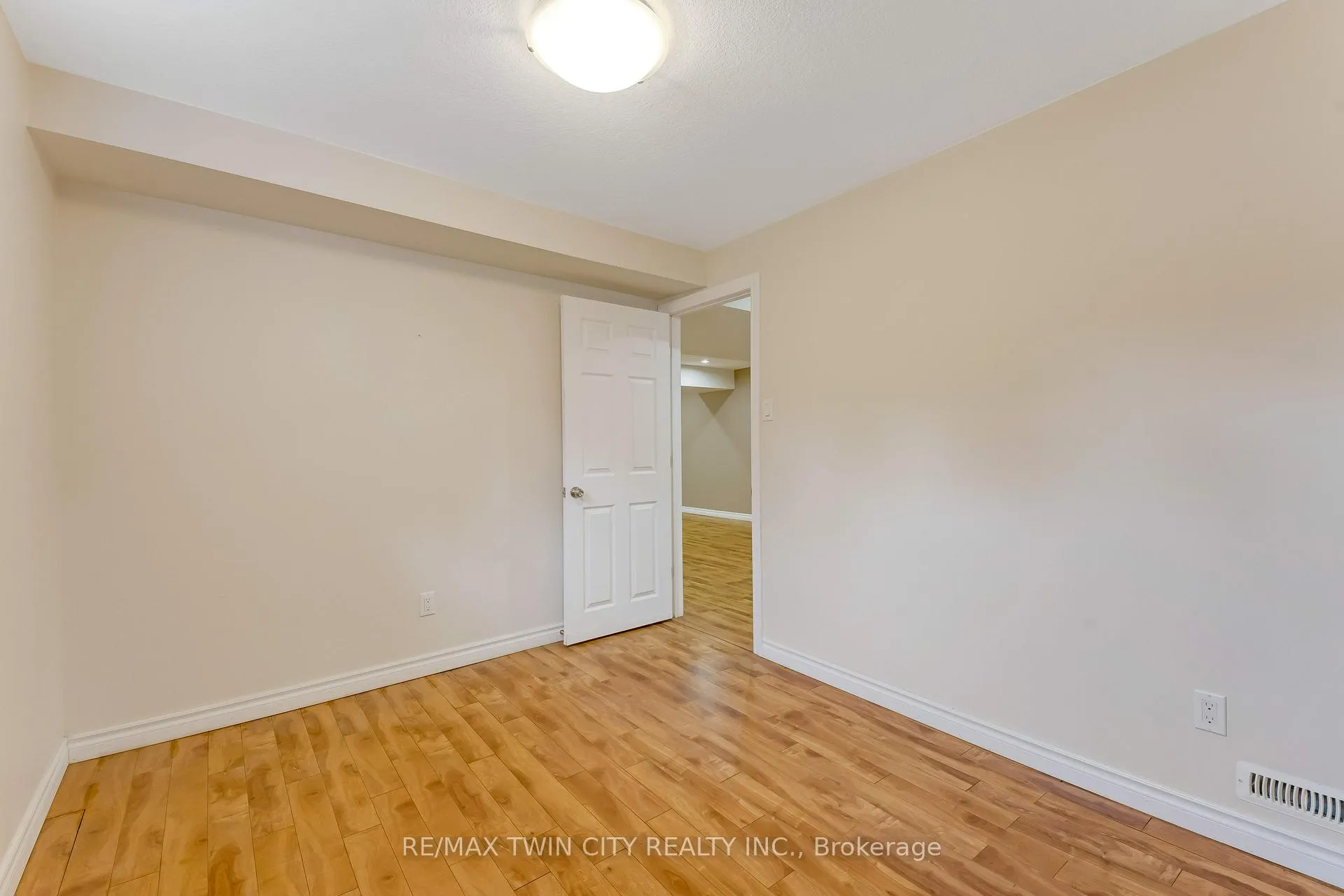 Photo 40 of 430 Kelso Drive, Waterloo — HOMEH