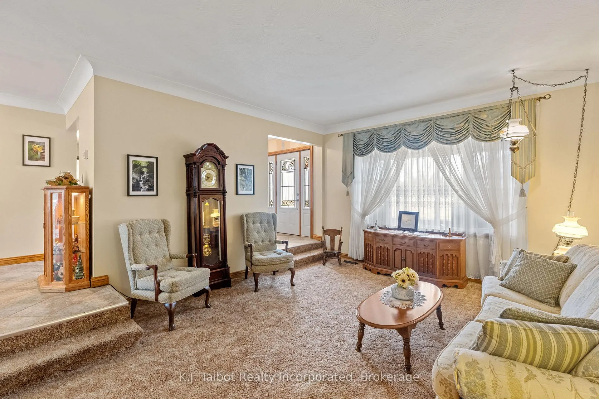 Photo 7 of 41342 Walton Road, Morris Turnberry, Morris — HOMEH